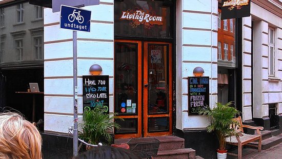 front-view-from-the-street.jpg