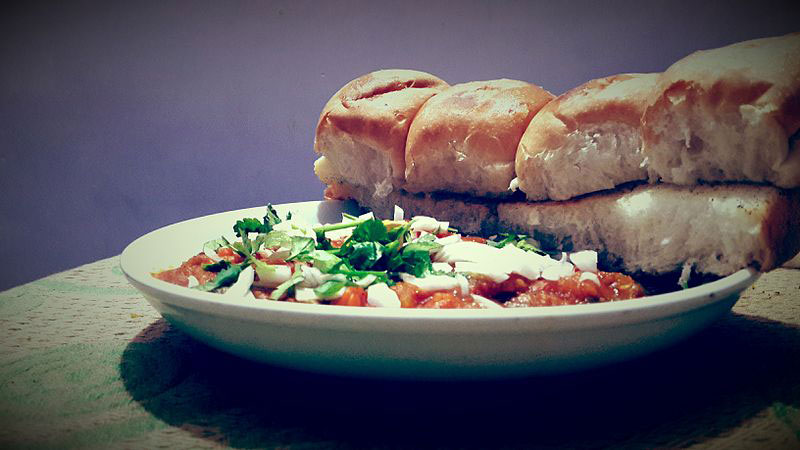 Paav bhaji, Photo by Tanveer Ahmed, CC BY-SA 4.0