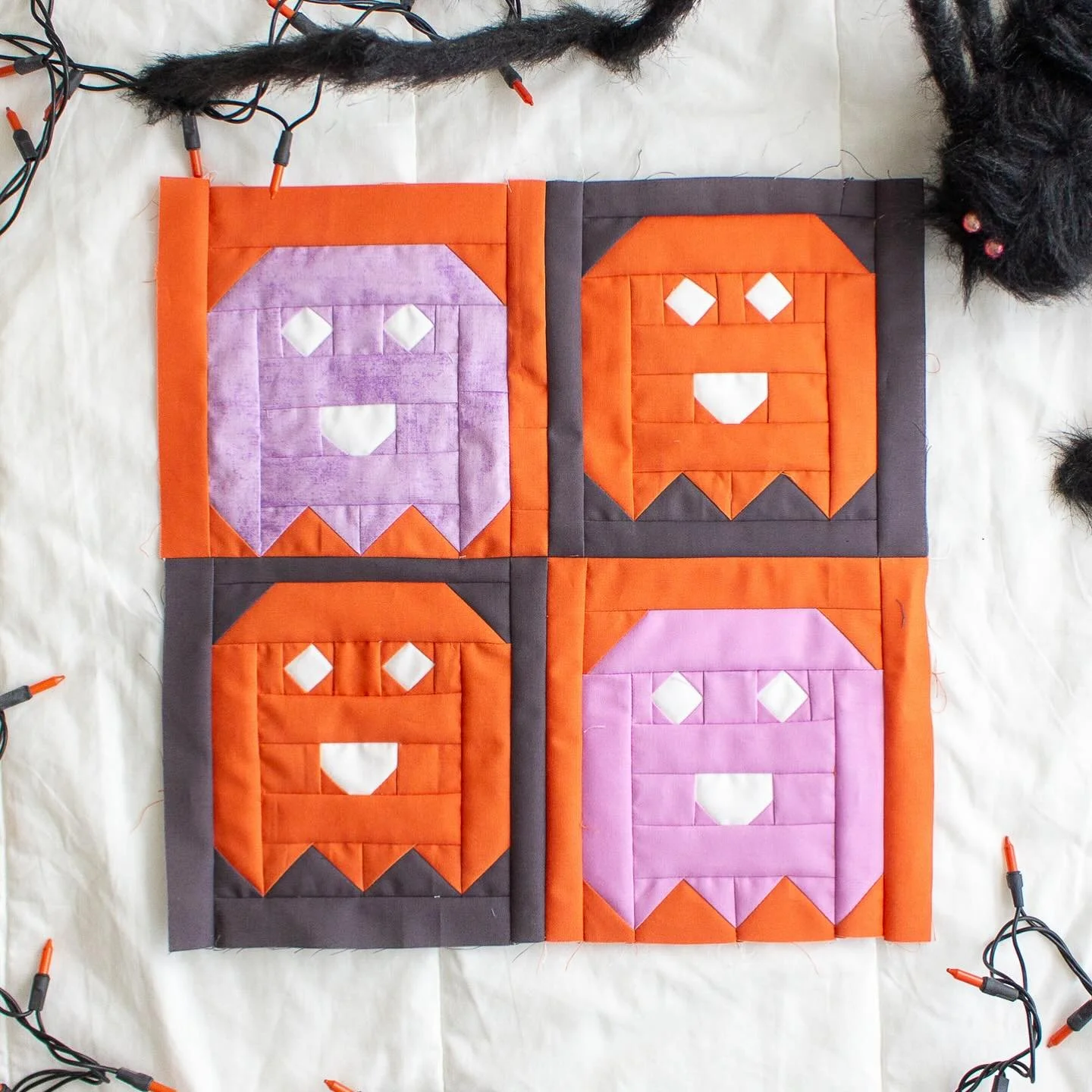 Get into the spooky spirit with the #TheBooCrew quilt block by @sarahjeanmakes ! When I tested this one out, these exuberant ghosts partied hard and purposely broke out of alignment while the first one insisted on donning scraps from last year&rsquo;