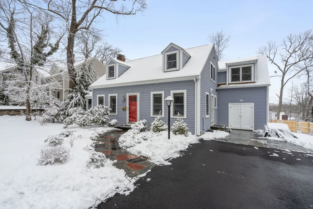 front 966521-DSC08328.JPG