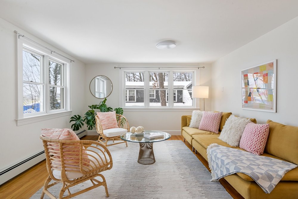 Dining 966505-DSC08271.JPG