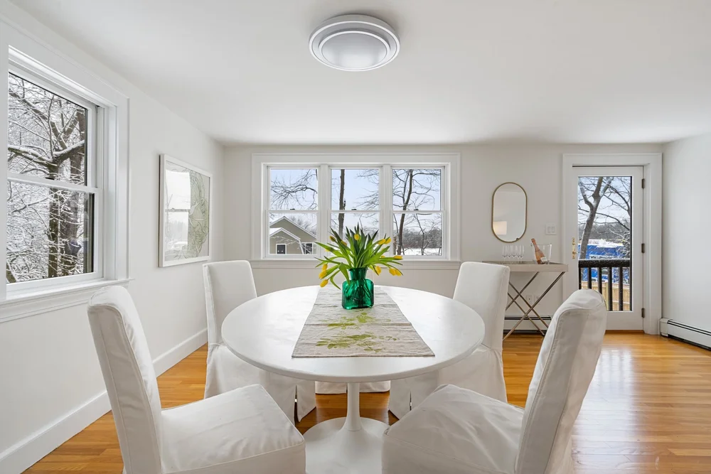 Dining 966503-DSC08259.JPG