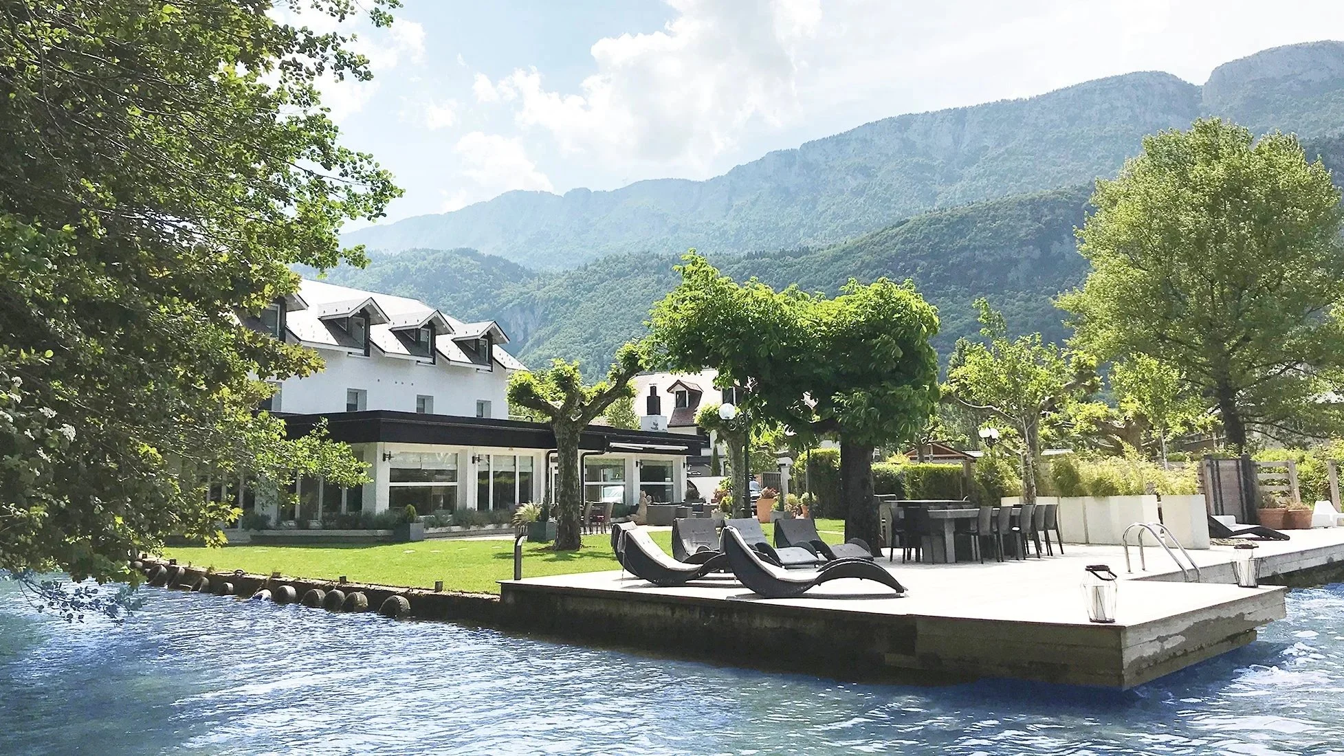 Lakehouse waterfront 3.jpg