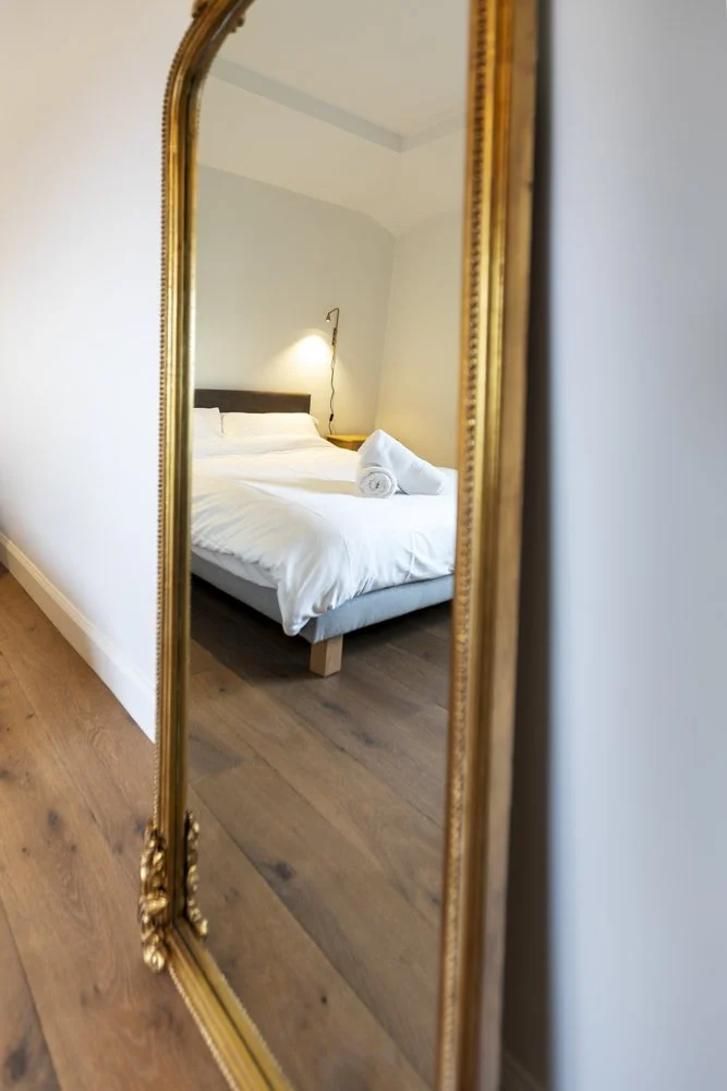 Villa Rose bedroom 3a.jpg