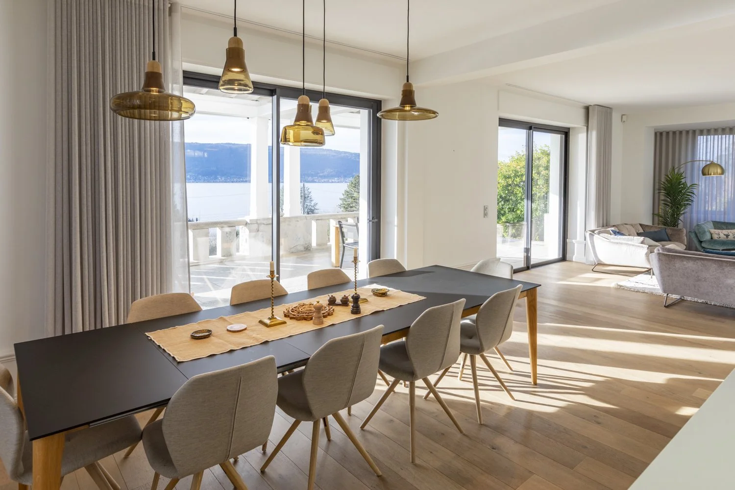 Villa Rose dining room.jpg