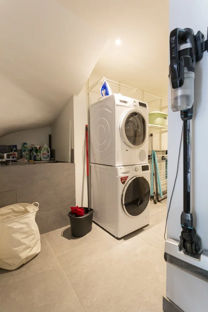 Villa_Panorama_TalloiresVilla_Panorama_ laundry room.jpg