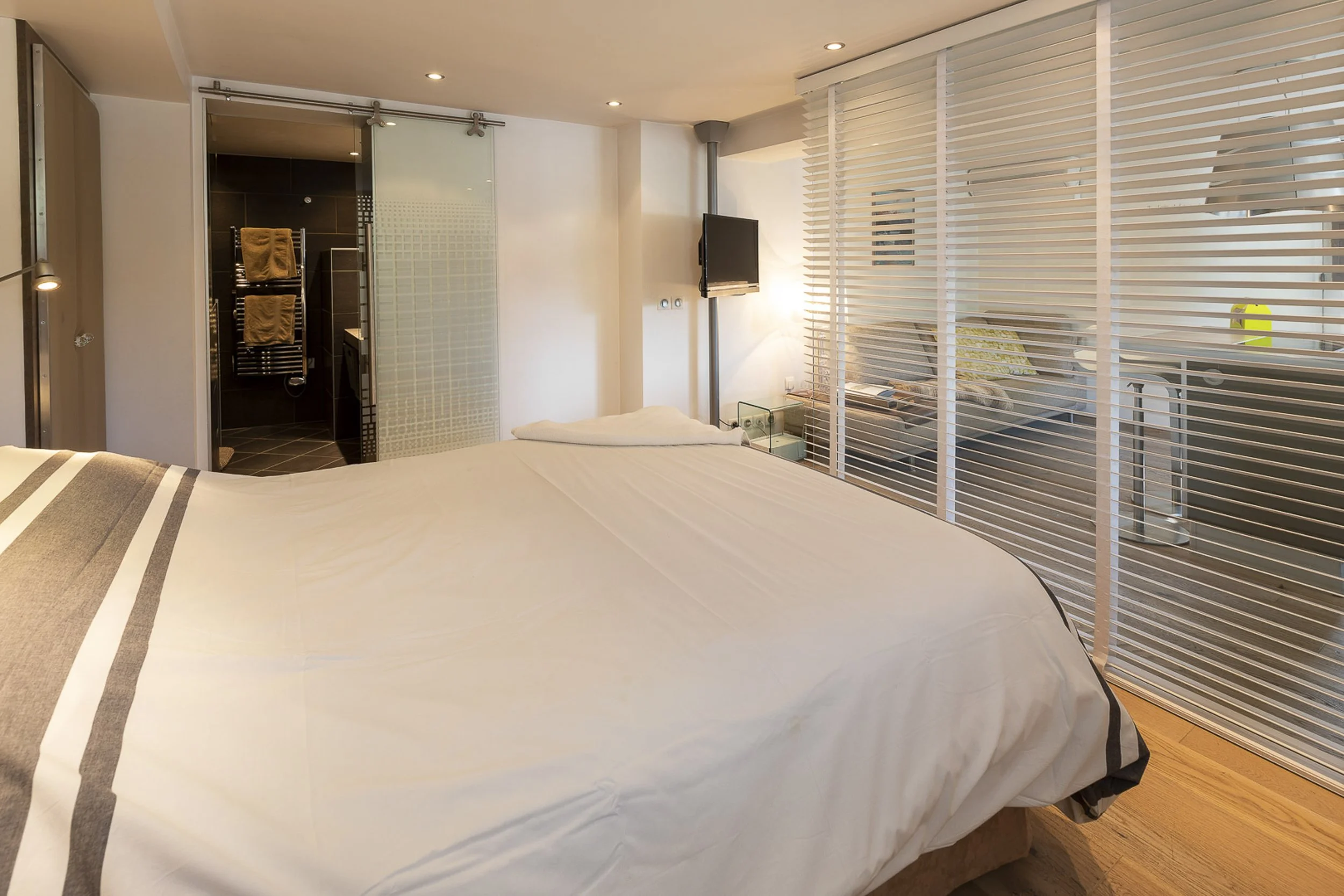 Apt 1, Maison du Village_IMG_7038R.jpg