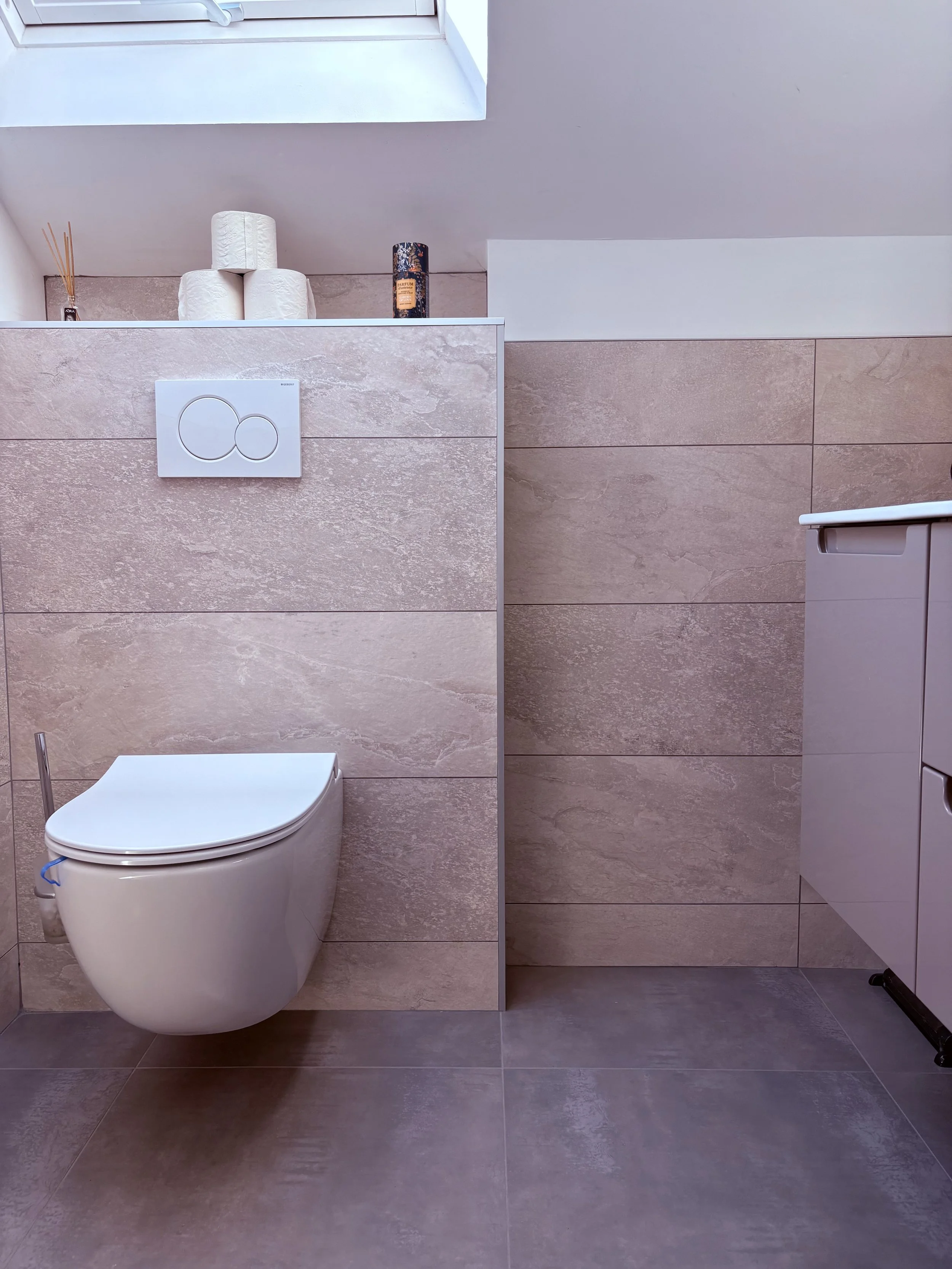 g3 2eme étage WC séparé - 2nd floor seperate WC.jpeg