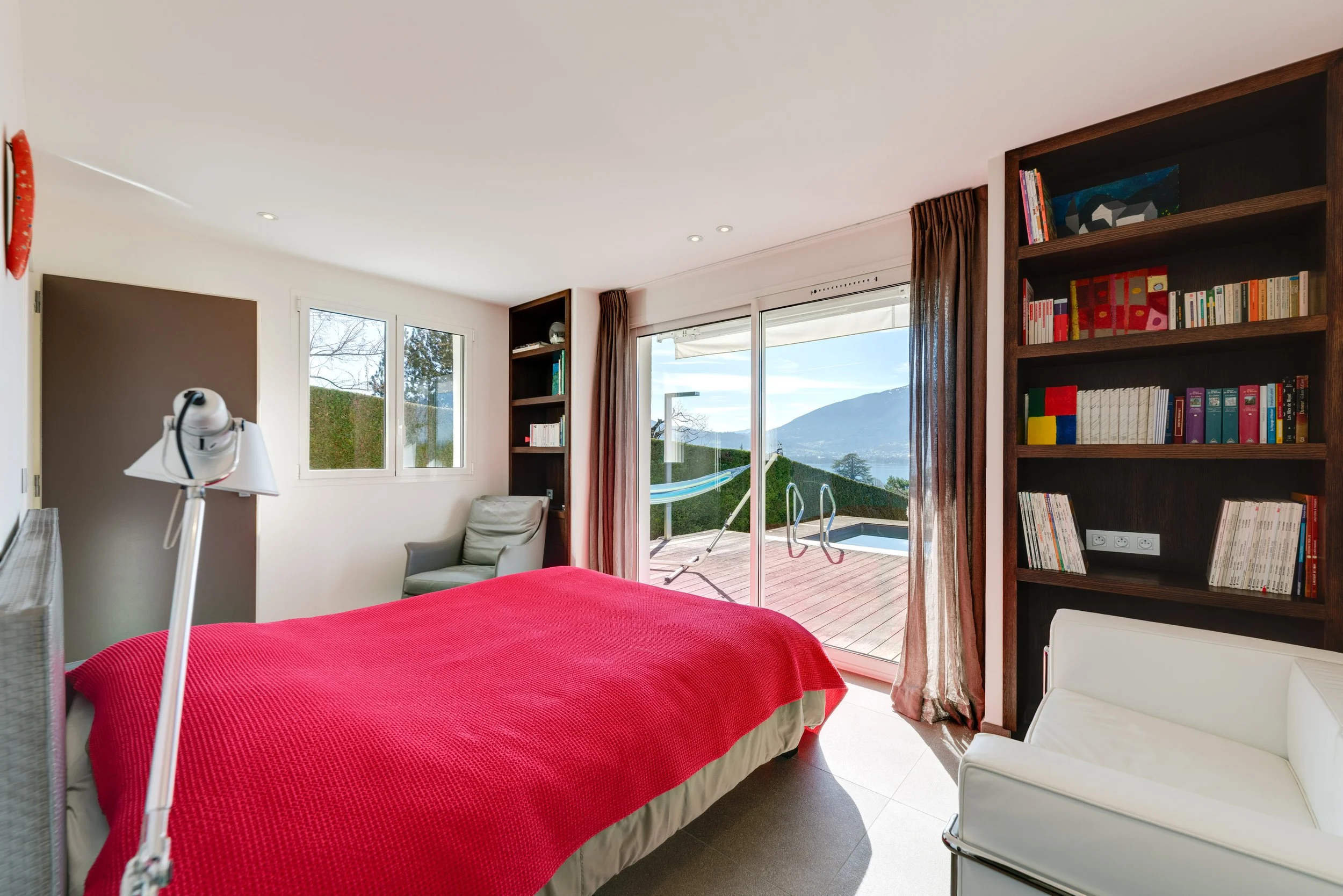Villa_du_Mont_Veyrier_bedroom4.jpg