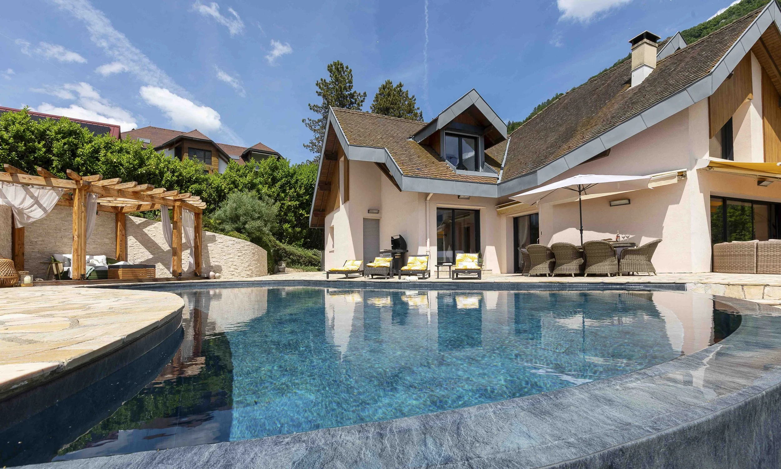 Villa Infinity Talloires44.jpg
