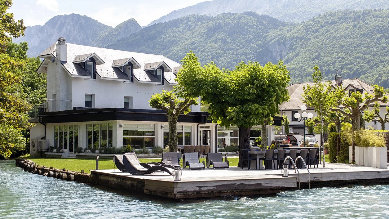 Lakehouse waterfront.jpg