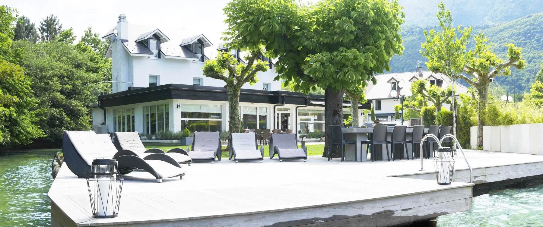 The Lakehouse Annecy Vreasy banner 2.jpg