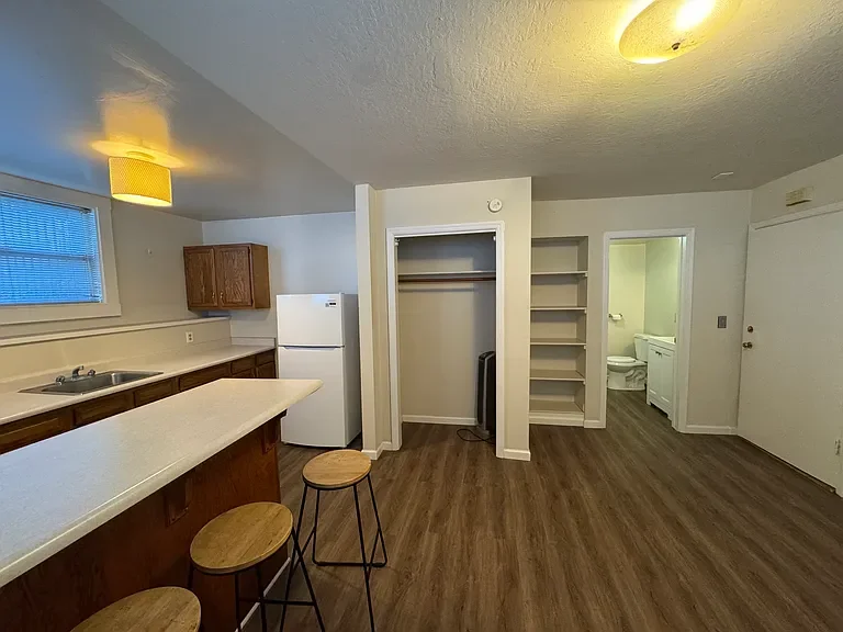 390 Grand Ave #13