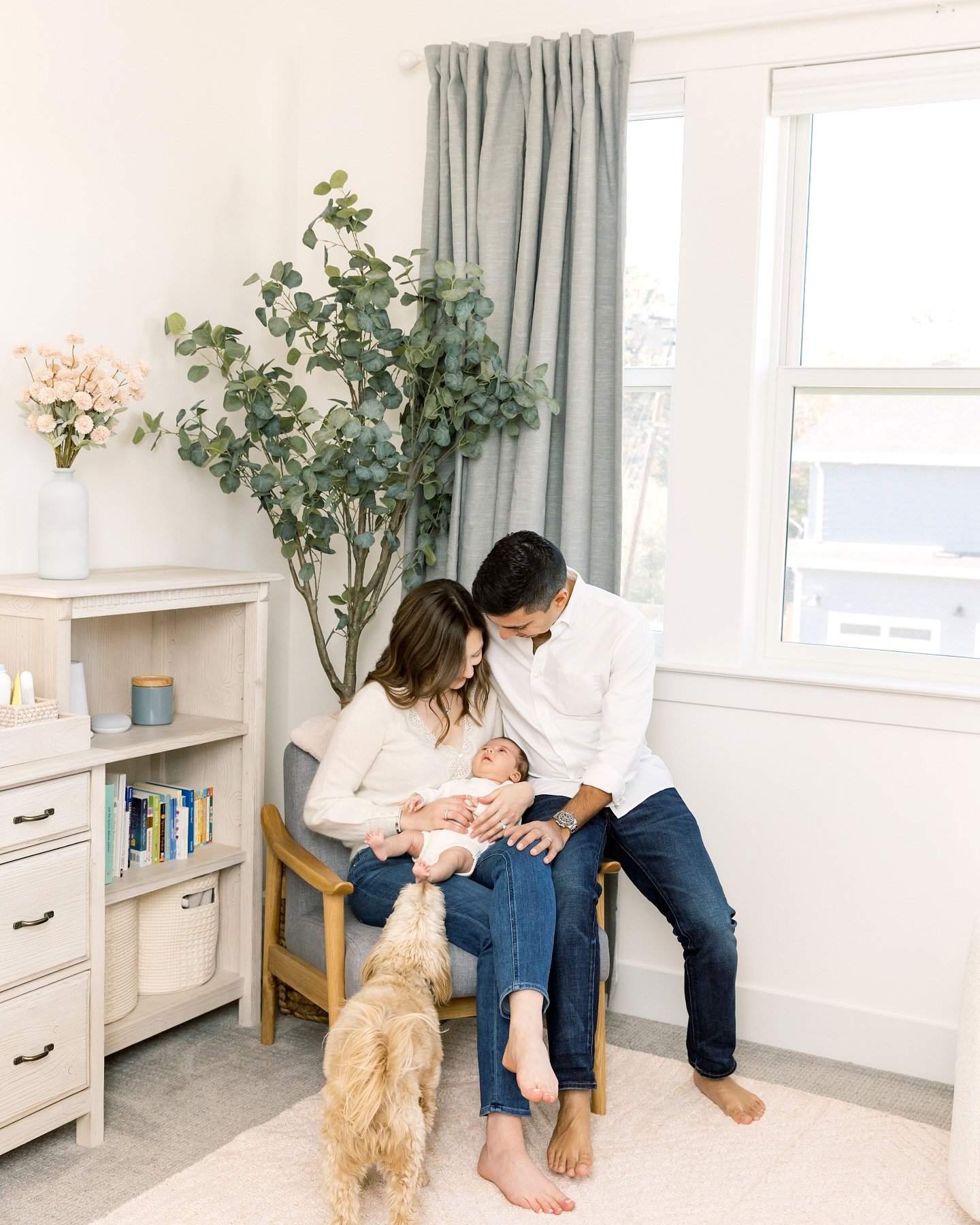 Welcoming a new little one into the world is such a special moment, and I am here to help you capture every sweet detail. 

From tiny hands to sleepy cuddles, this sessions are all about preserving those first, fleeting moments that you&rsquo;ll cher