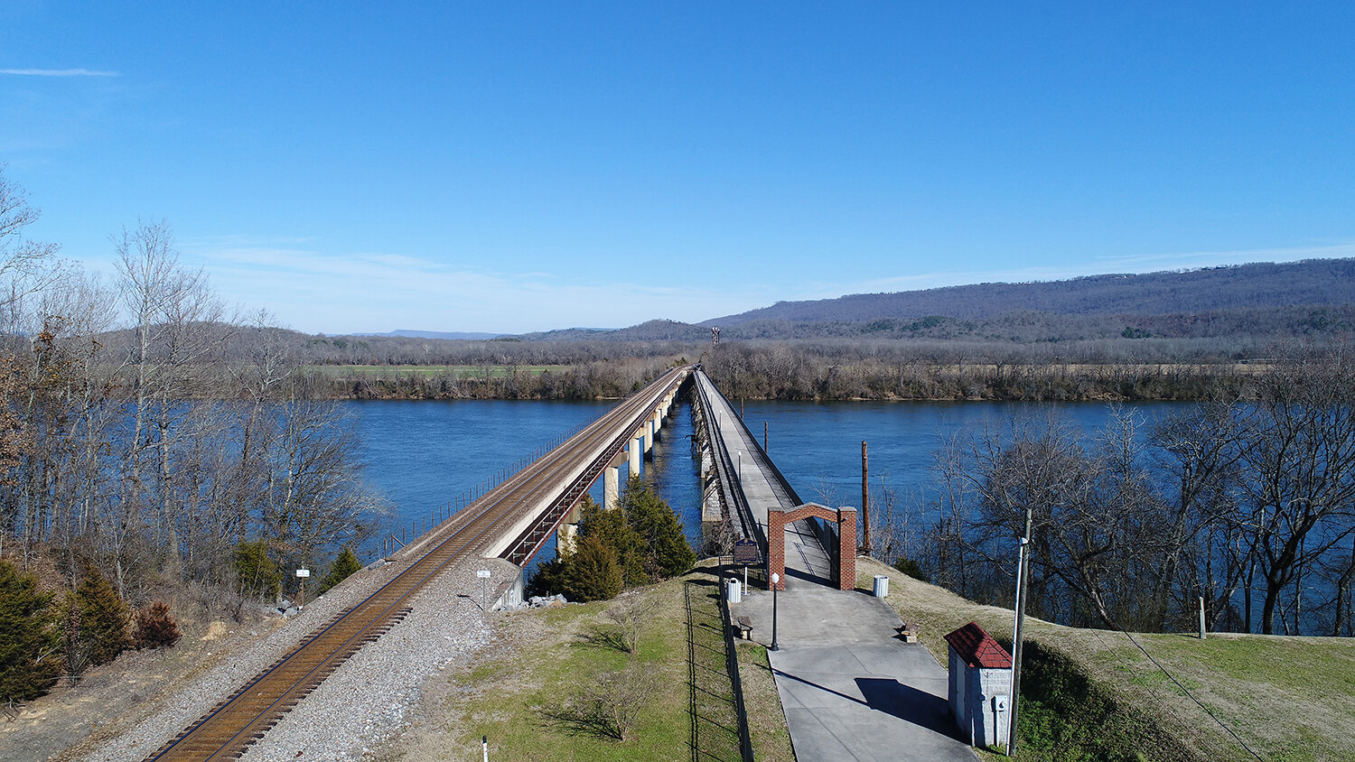 Copy of Tn River Walking Bridge Bridgeport.resize.jpg