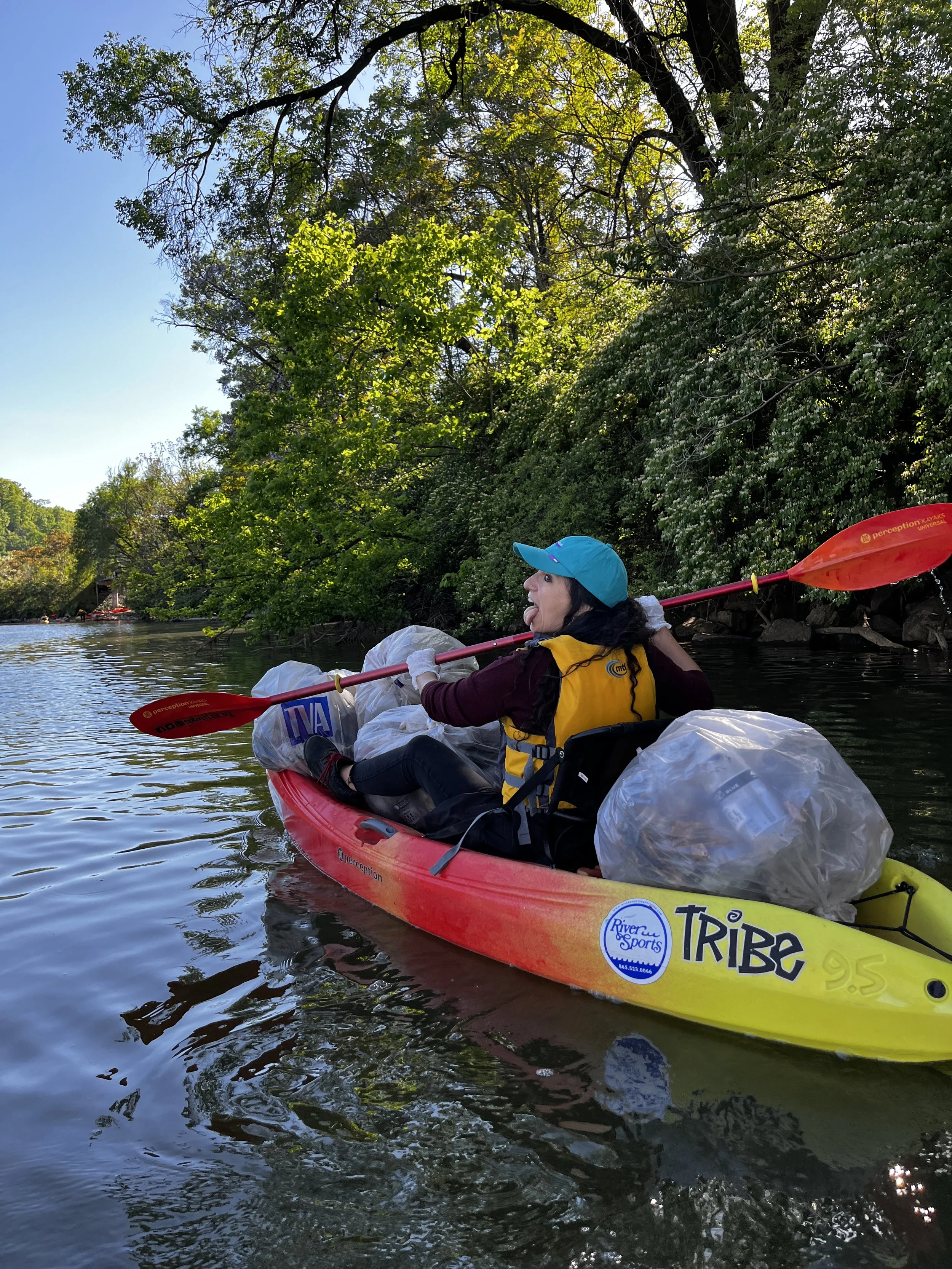 Cheers to Clean Water: Tennessee River Paddle-Off Cleanup