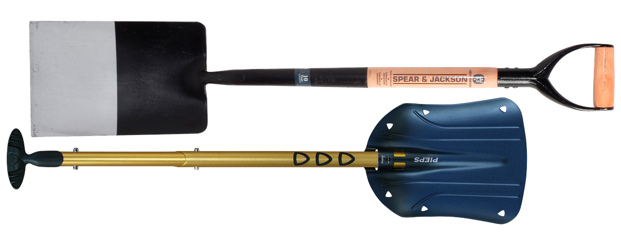 shovel-1462936_1280.png
