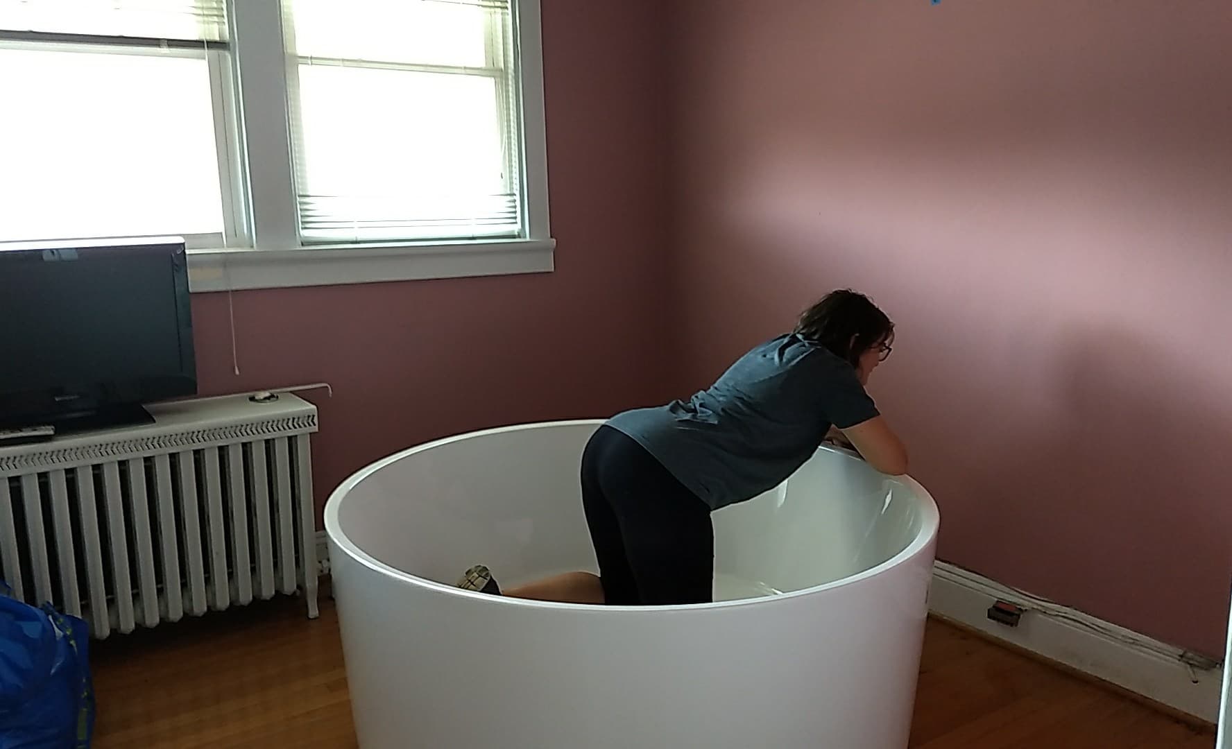The most common labor position in water tubs