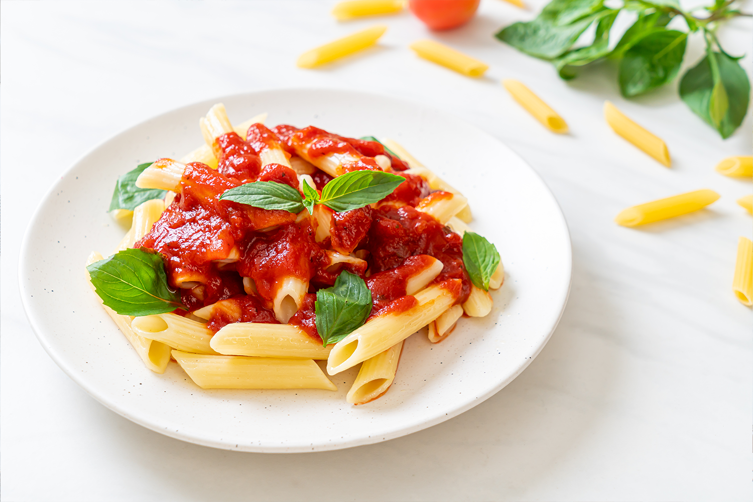 Quick Penne Pasta &amp; Tomato Sweet Red Pepper Sauce