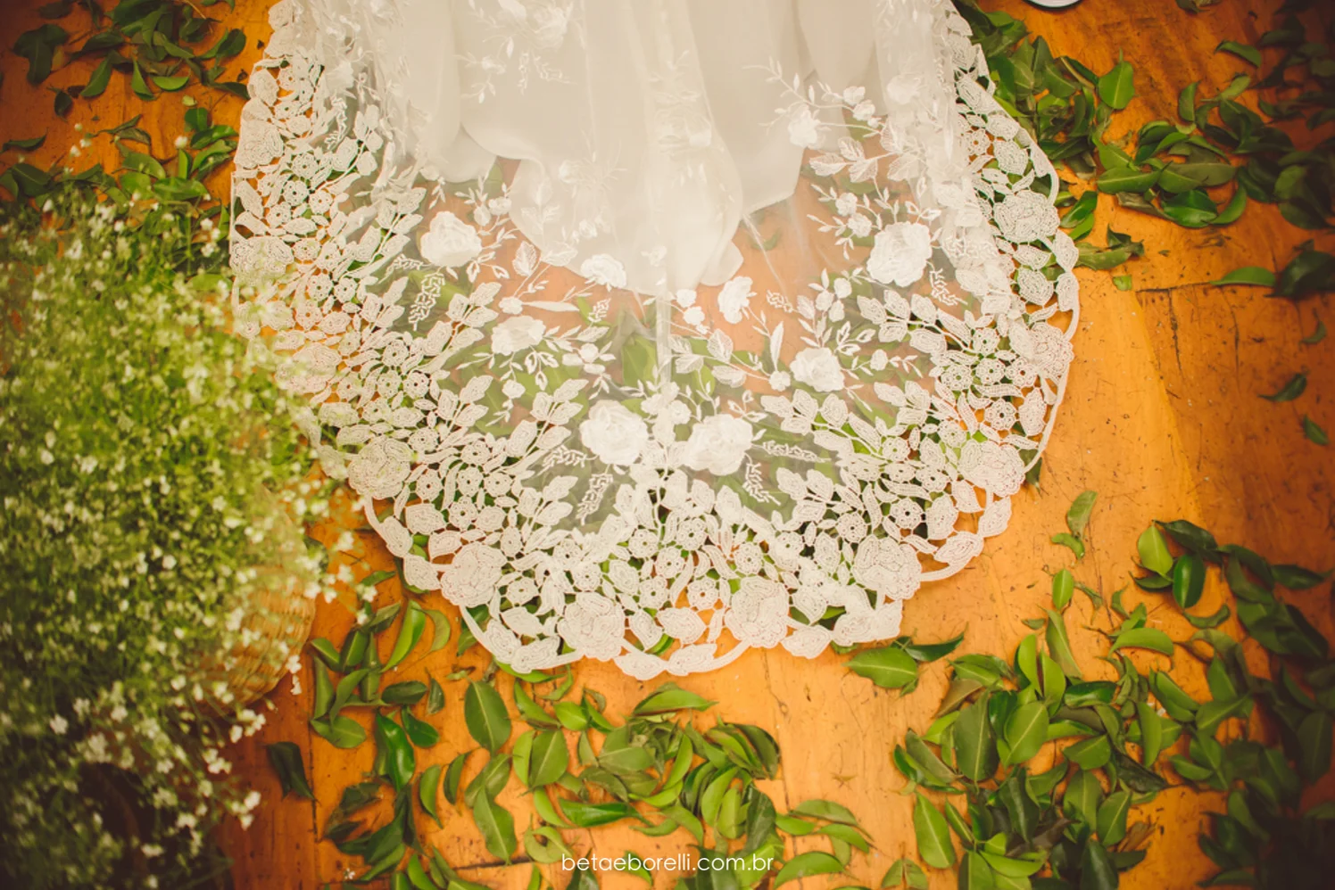 Vestido Noiva Leve Renda Casamento Praia Campo Karen Rodrigues
