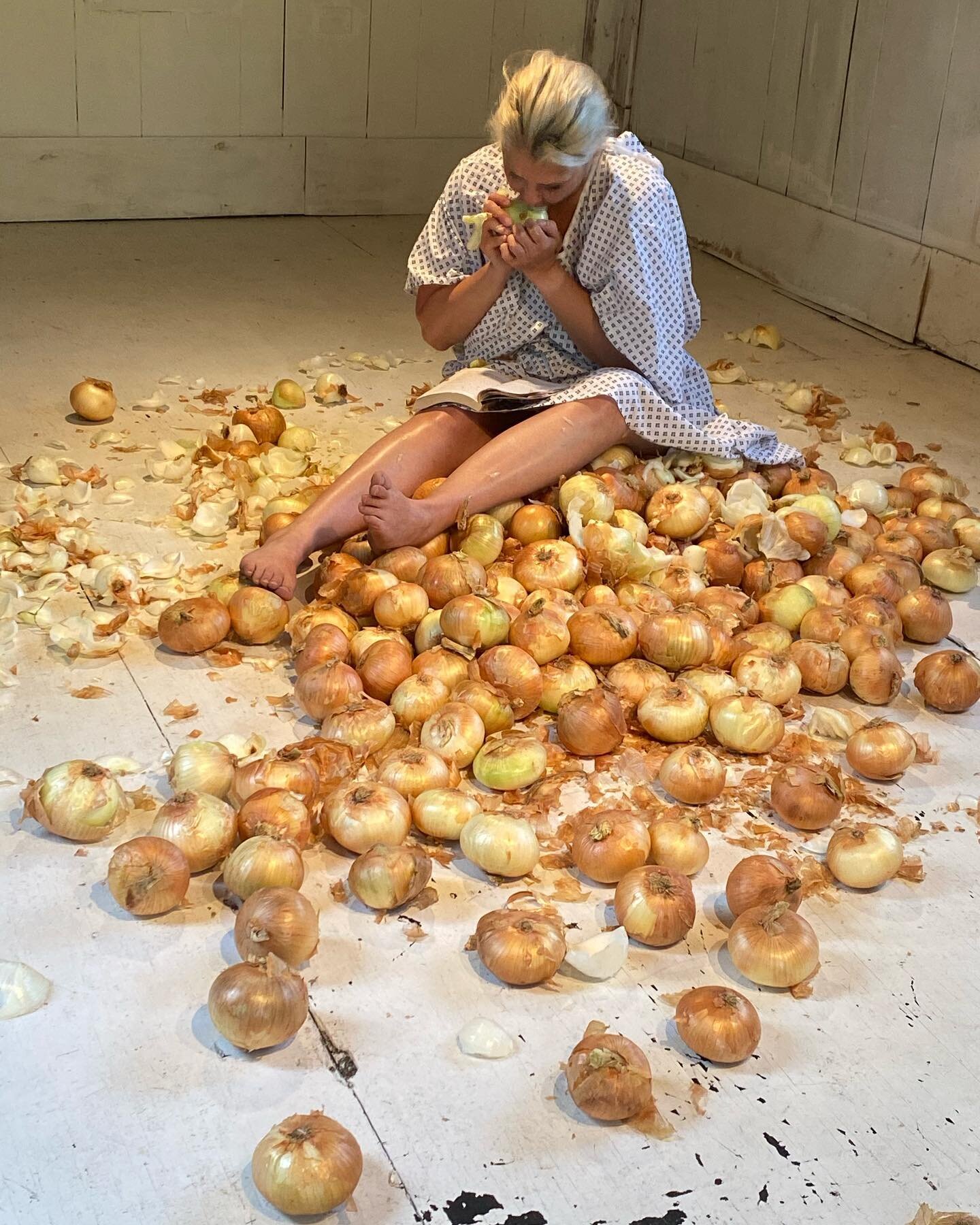 Heather Sincavage @hsincavage performing &lsquo;Monstrous and Terrible to Behold&rsquo; last weekend at Glasshouse during &lsquo;Edible Bodies&rsquo; organized by @bylitaldotan for @glasshouse247 #edibleart #edibleperformance #performanceart #duratio