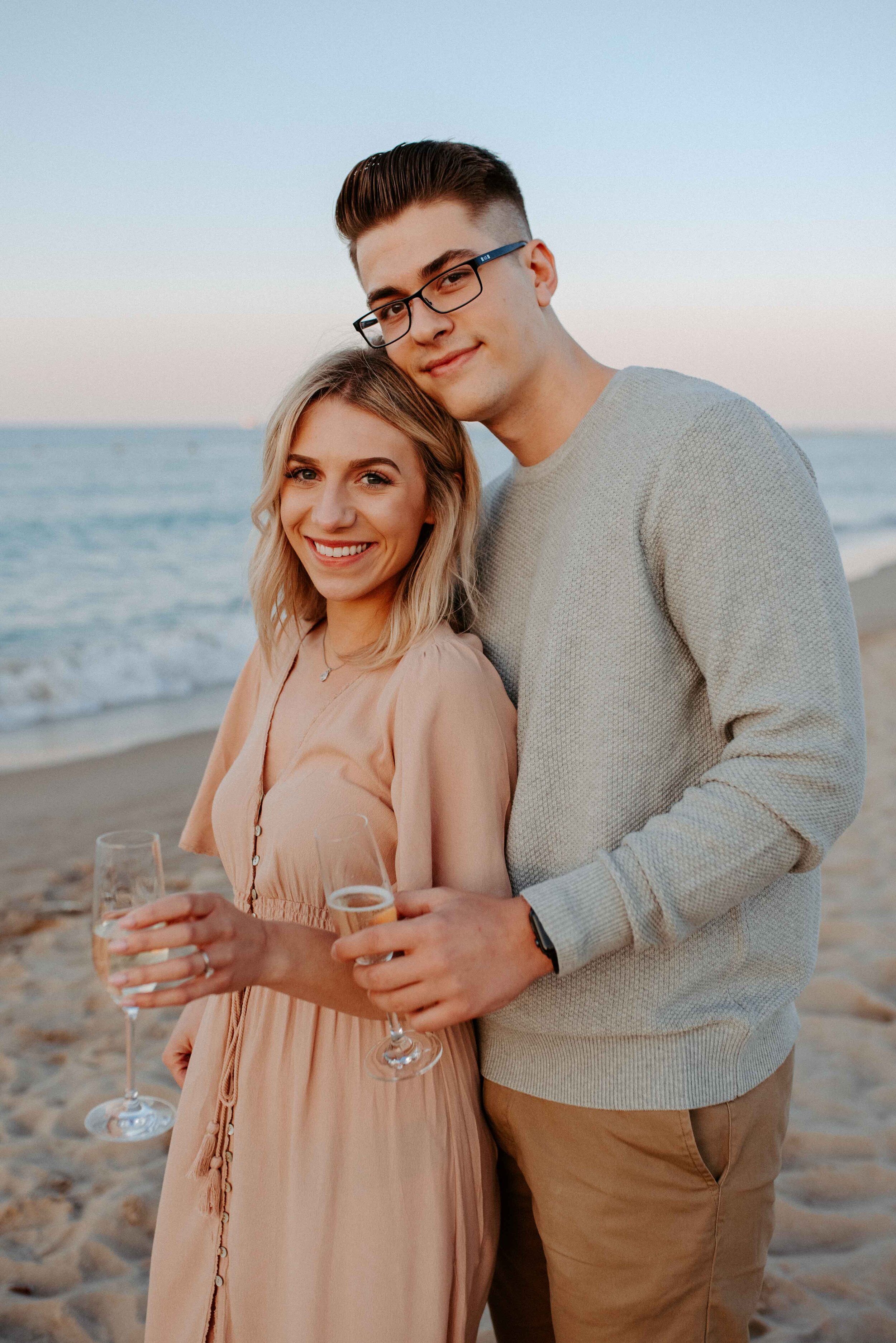 Chicago Skyline Engagement Photos-101.jpg