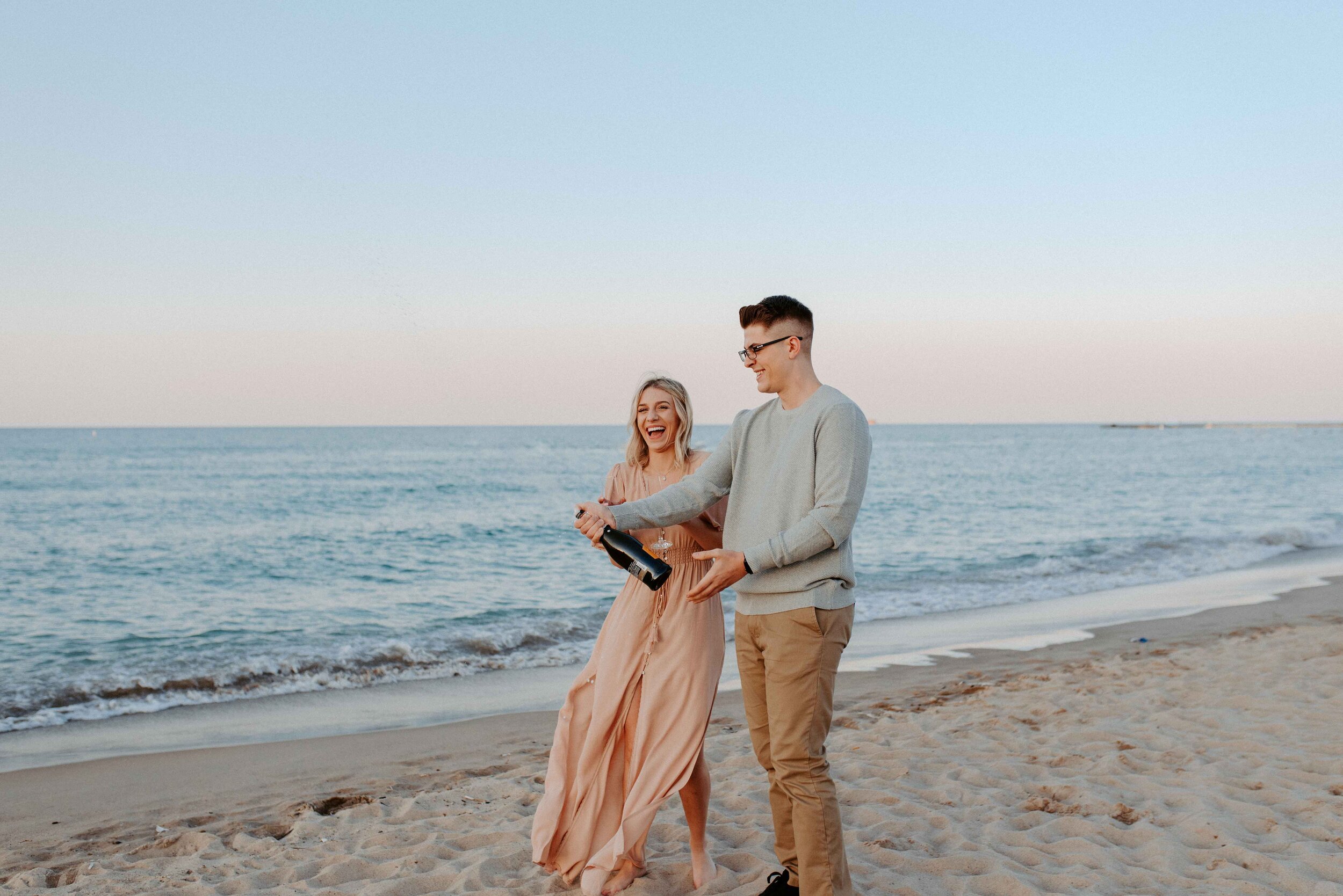 Chicago Skyline Engagement Photos-89.jpg