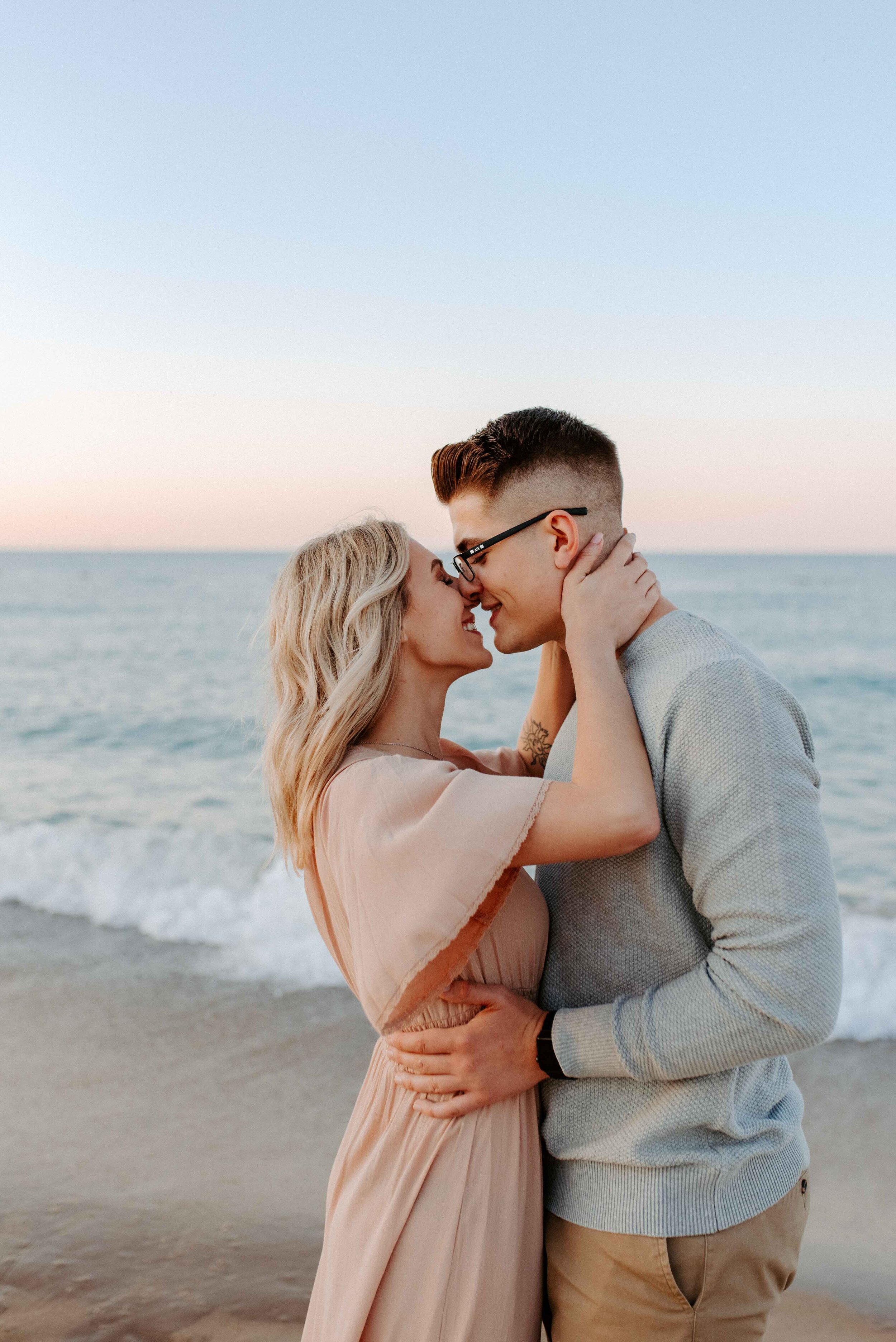 Chicago Skyline Engagement Photos-73.jpg