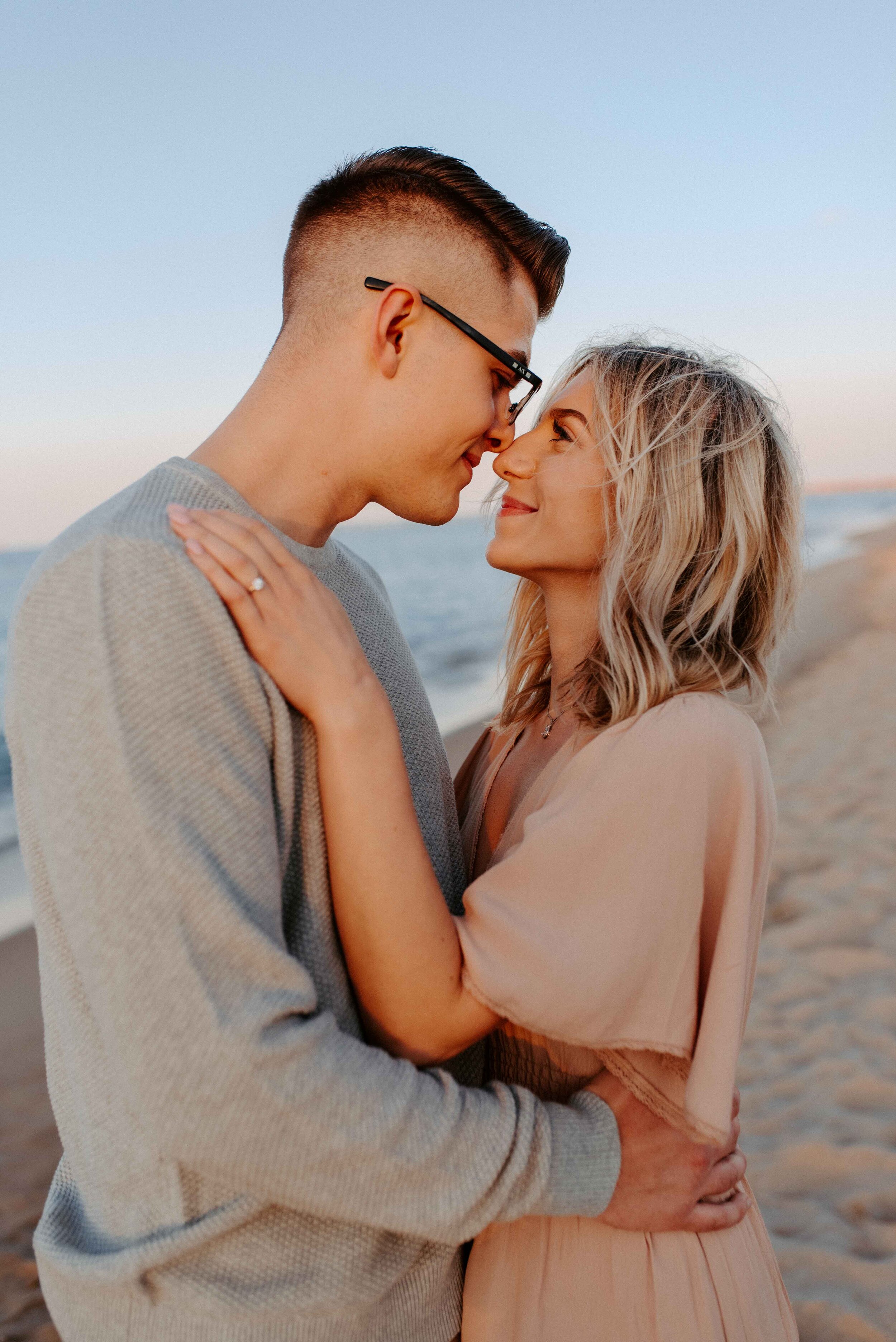 Chicago Skyline Engagement Photos-57.jpg