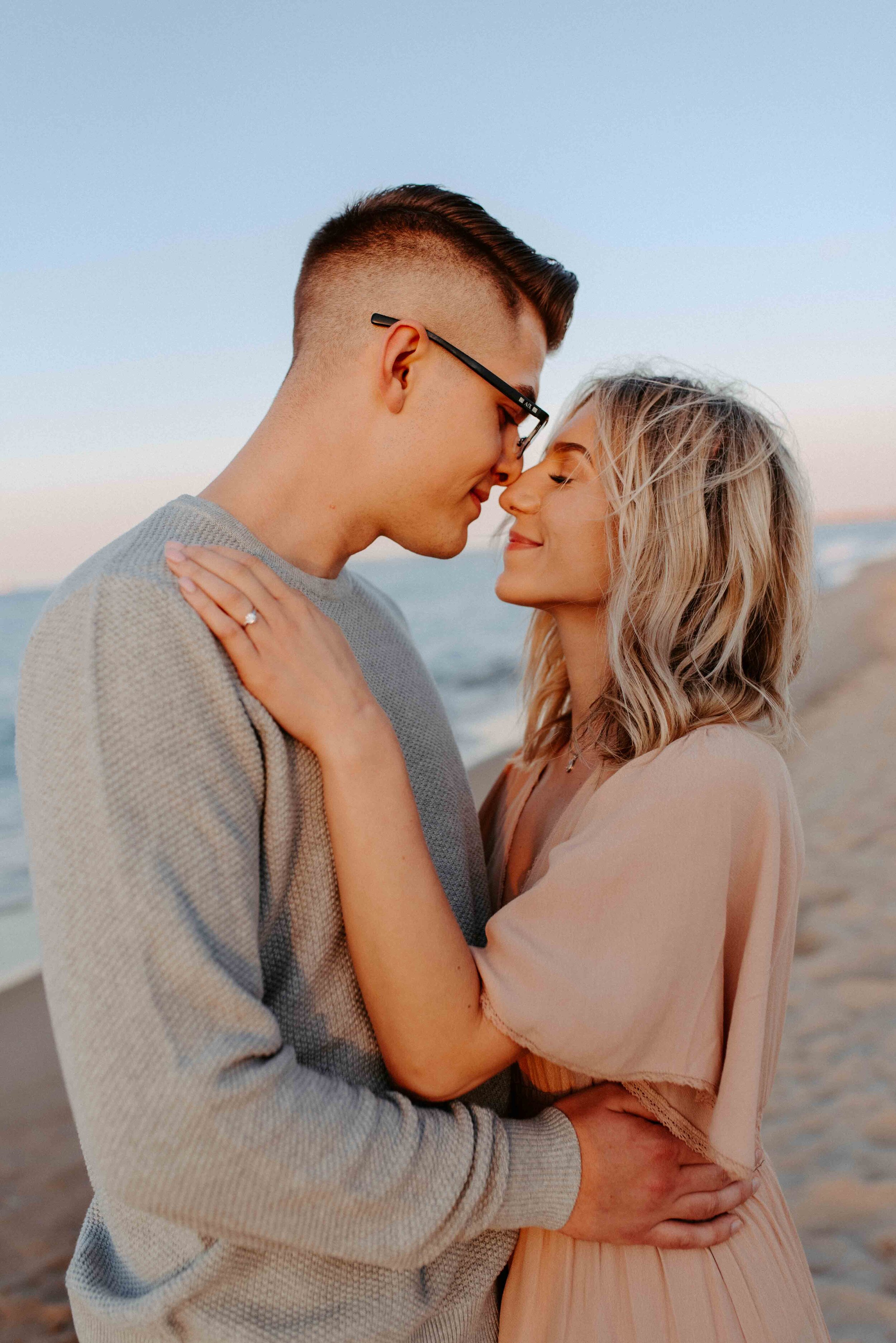 Chicago Skyline Engagement Photos-55.jpg