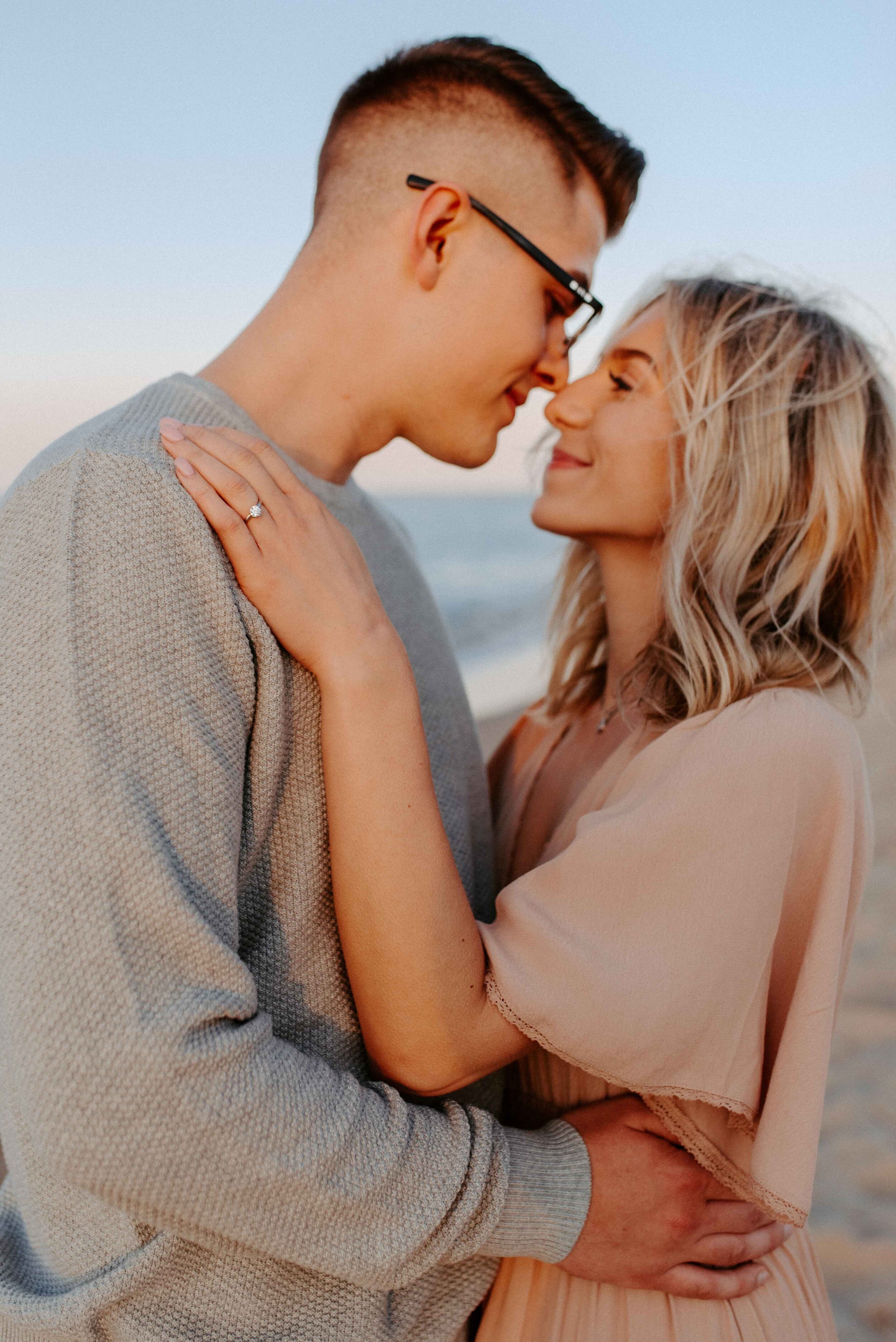 Chicago Skyline Engagement Photos-53.jpg