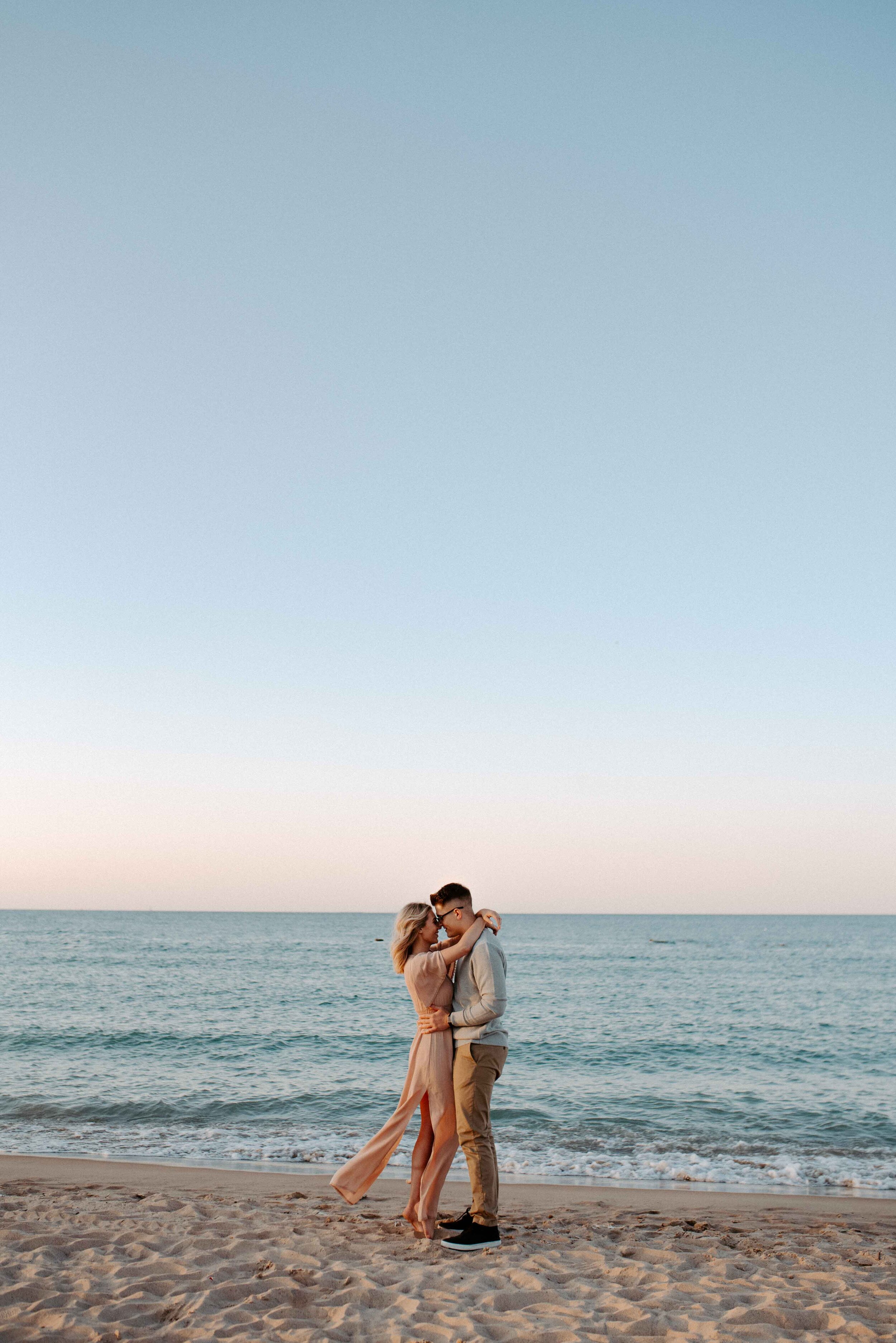 Chicago Skyline Engagement Photos-41.jpg