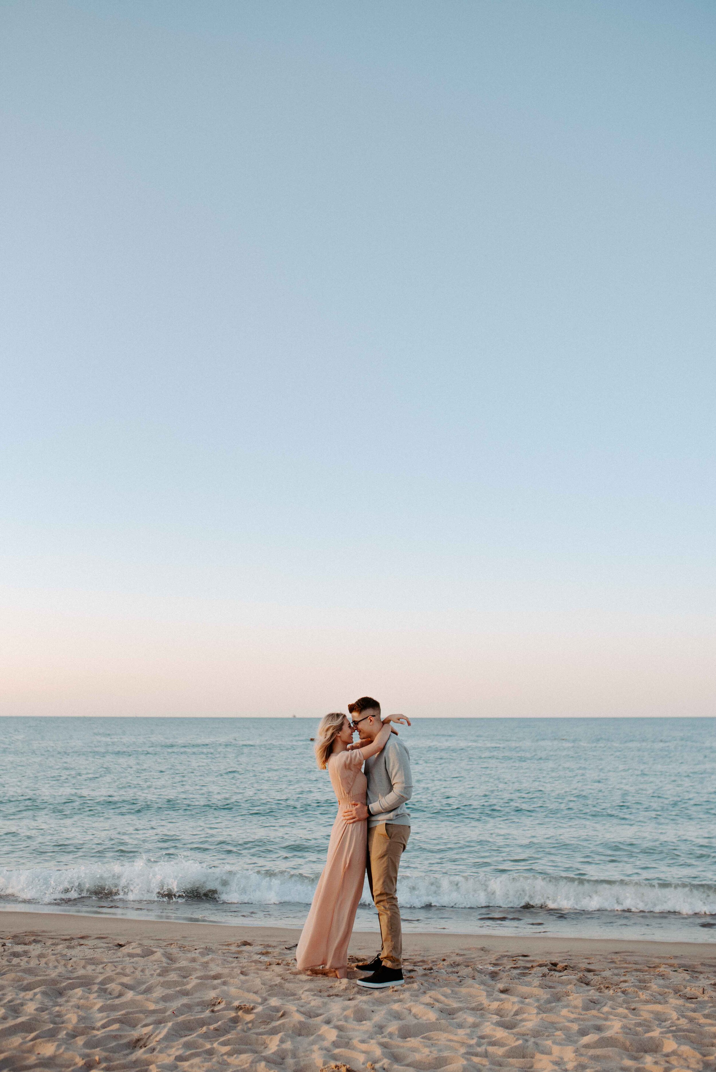 Chicago Skyline Engagement Photos-40.jpg