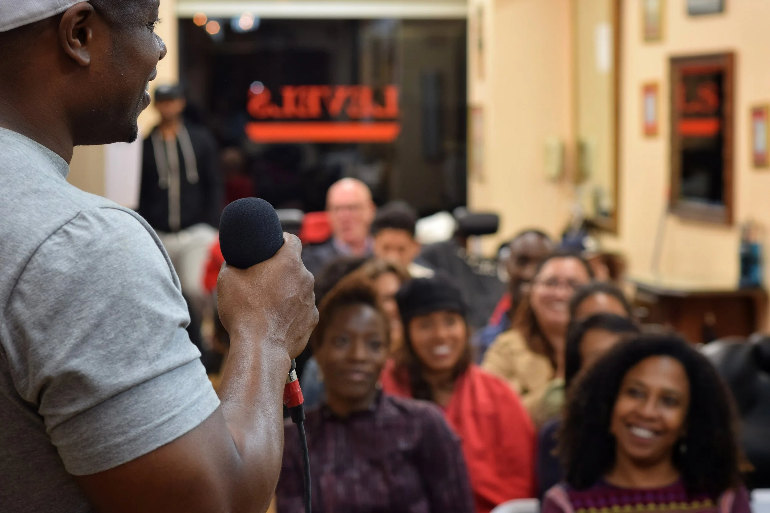 Live Show: Mo' Hawks