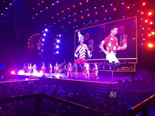Robin on the big screen with Hugh in Australia