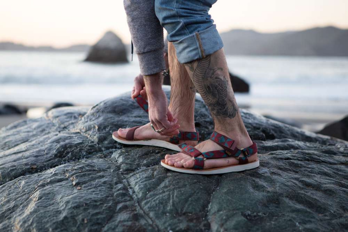 gold tevas