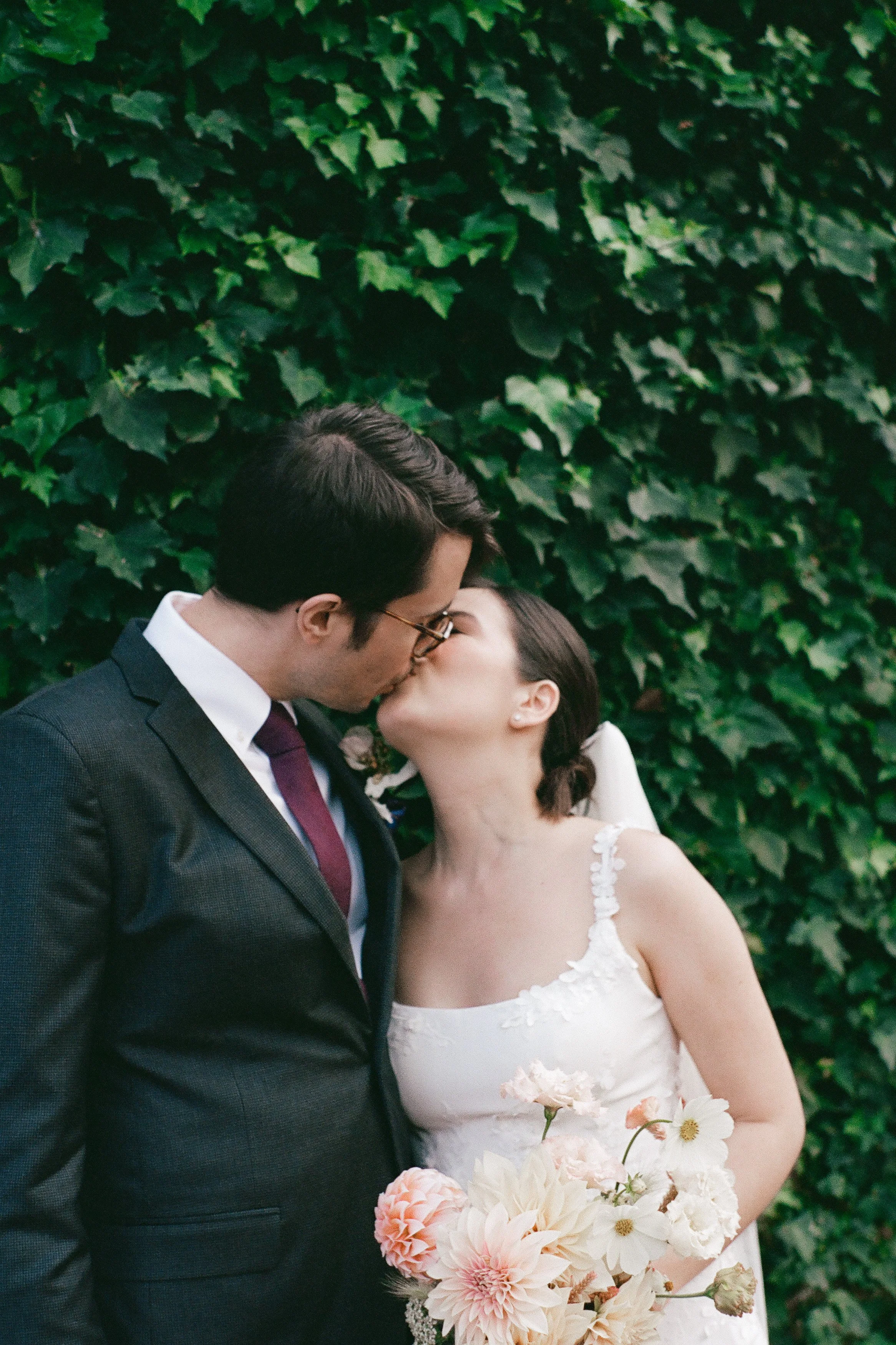 Lorraine and Andrew 10.08.23-JTS-film-18.jpg