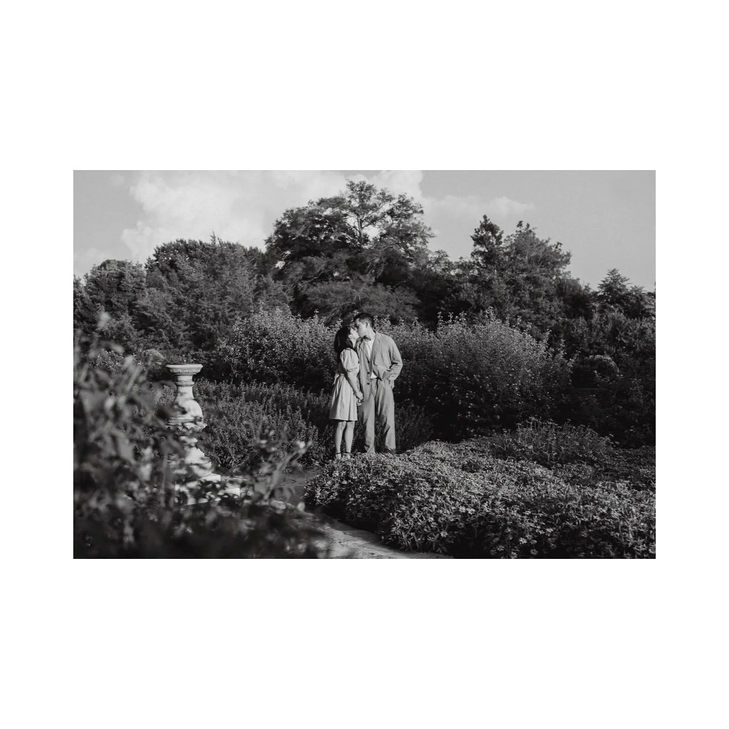 An evening stroll in the garden at @maymont_rva