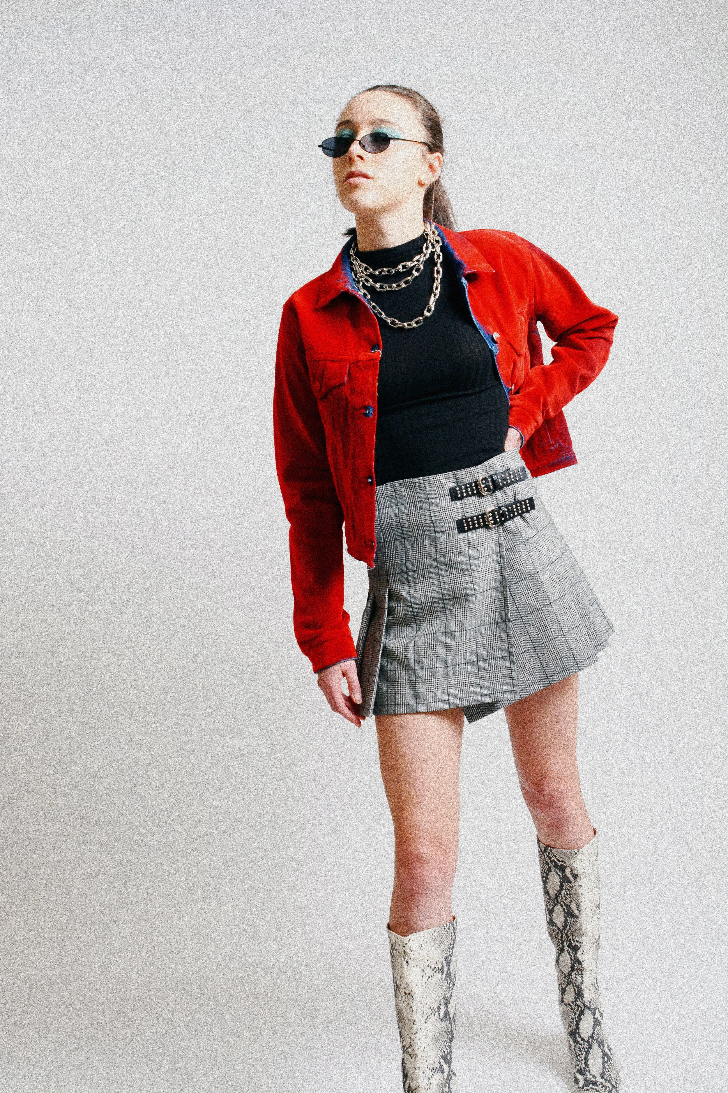 Skirt: Red Valentino Jacket: MM6 Chain: I AM GIA Top: Wilfred free Shoes: Steve Madden Glasses: Quay Australia