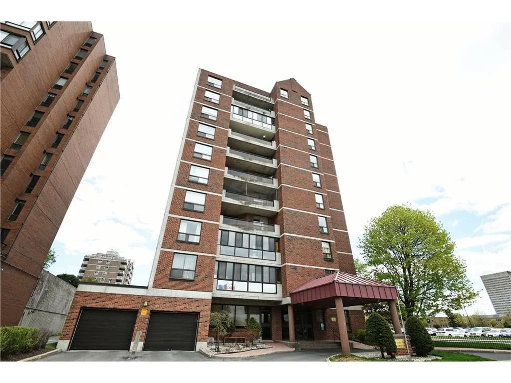 903-50 Emmerson Av​enue