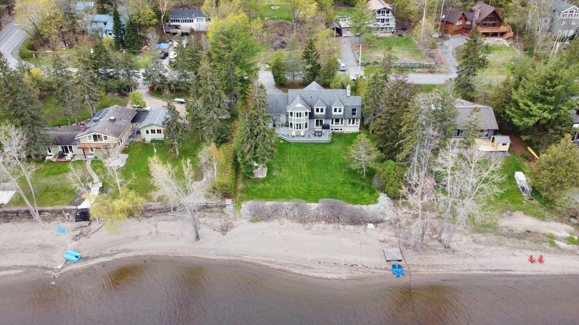 2812 Barlow Crescent- Dunrobin Shores