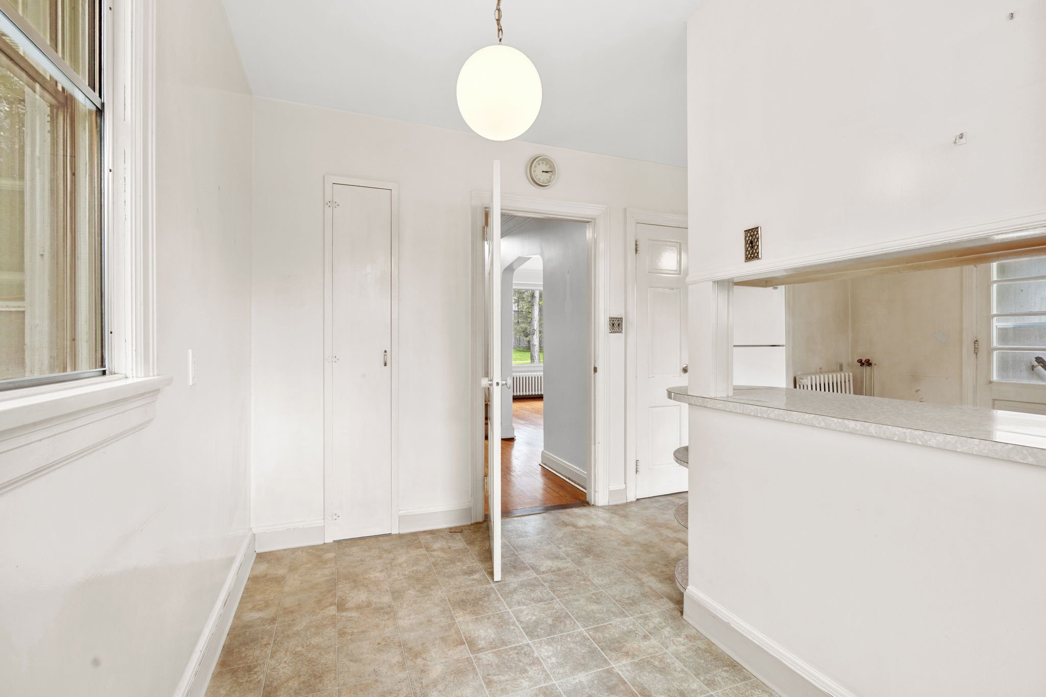 18-web-or-mls-238-island-park-dr.jpg