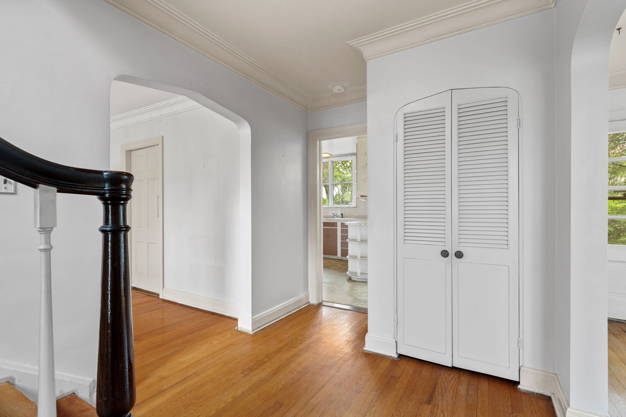 19-web-or-mls-238-island-park-dr.jpg