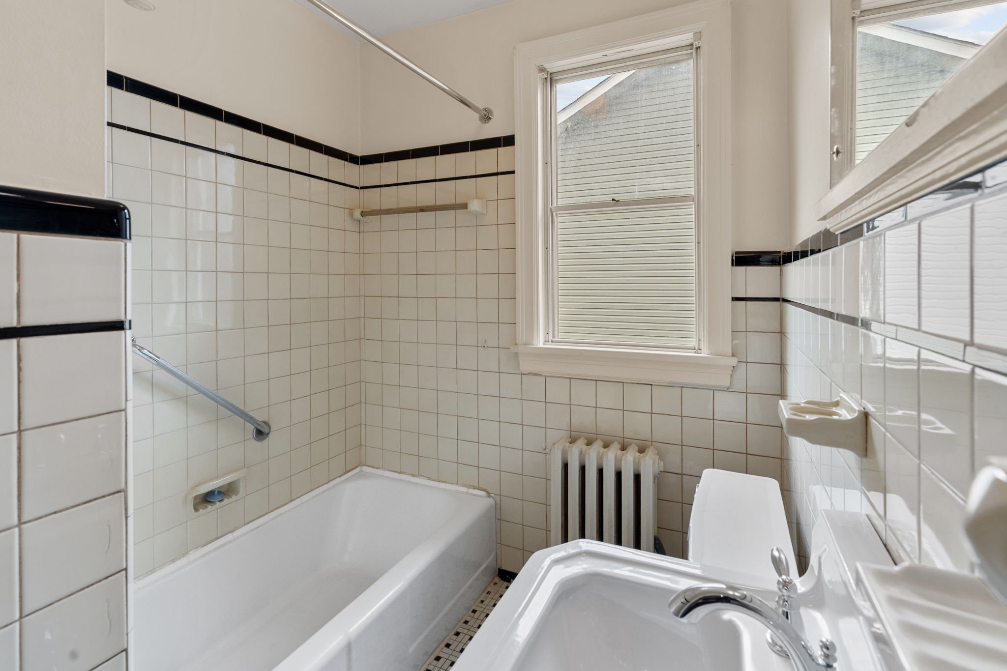 27-web-or-mls-238-island-park-dr.jpg