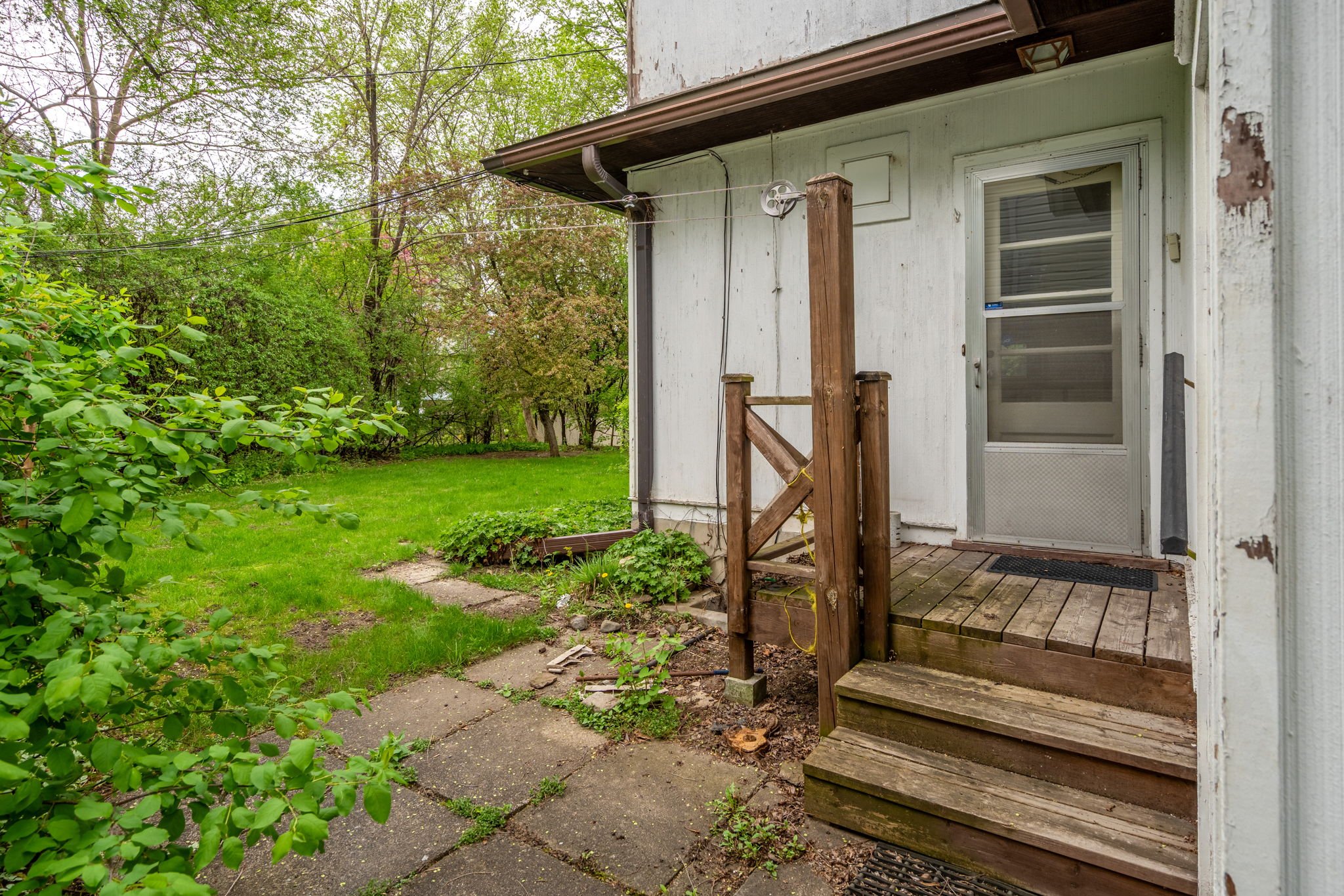 33-web-or-mls-238-island-park-dr.jpg