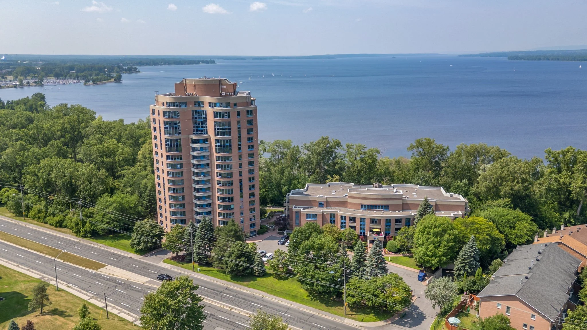 2-web-or-mls-3105-carling-ave-305.jpg