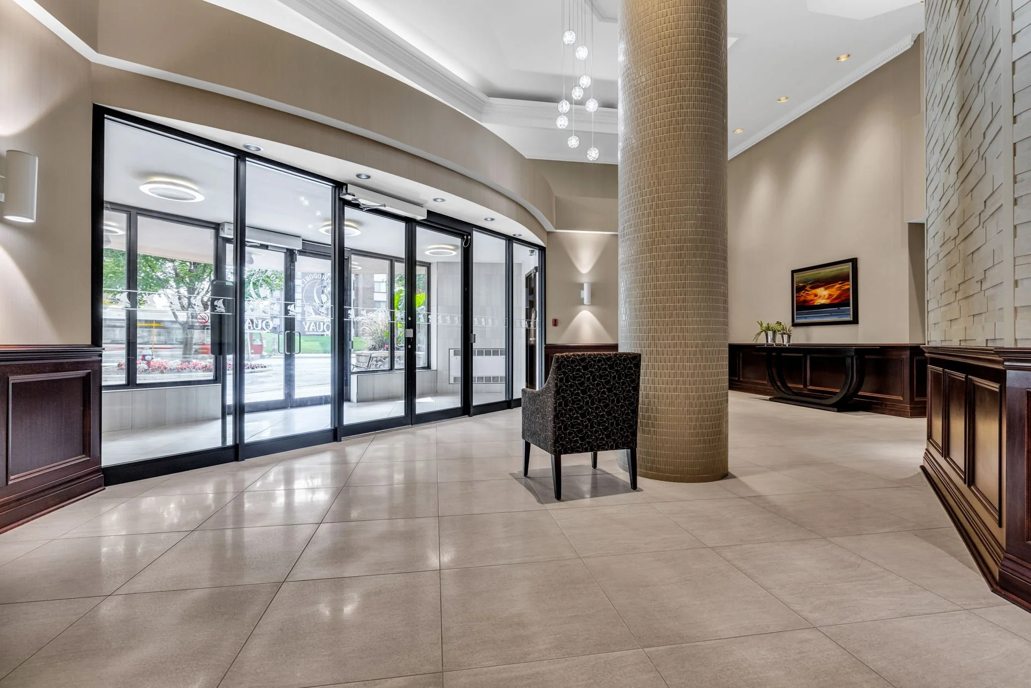 4-web-or-mls-3105-carling-ave-305.jpg