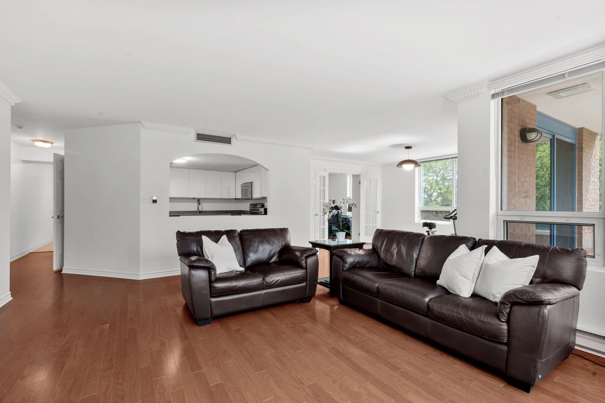 9-web-or-mls-3105-carling-ave-305.jpg