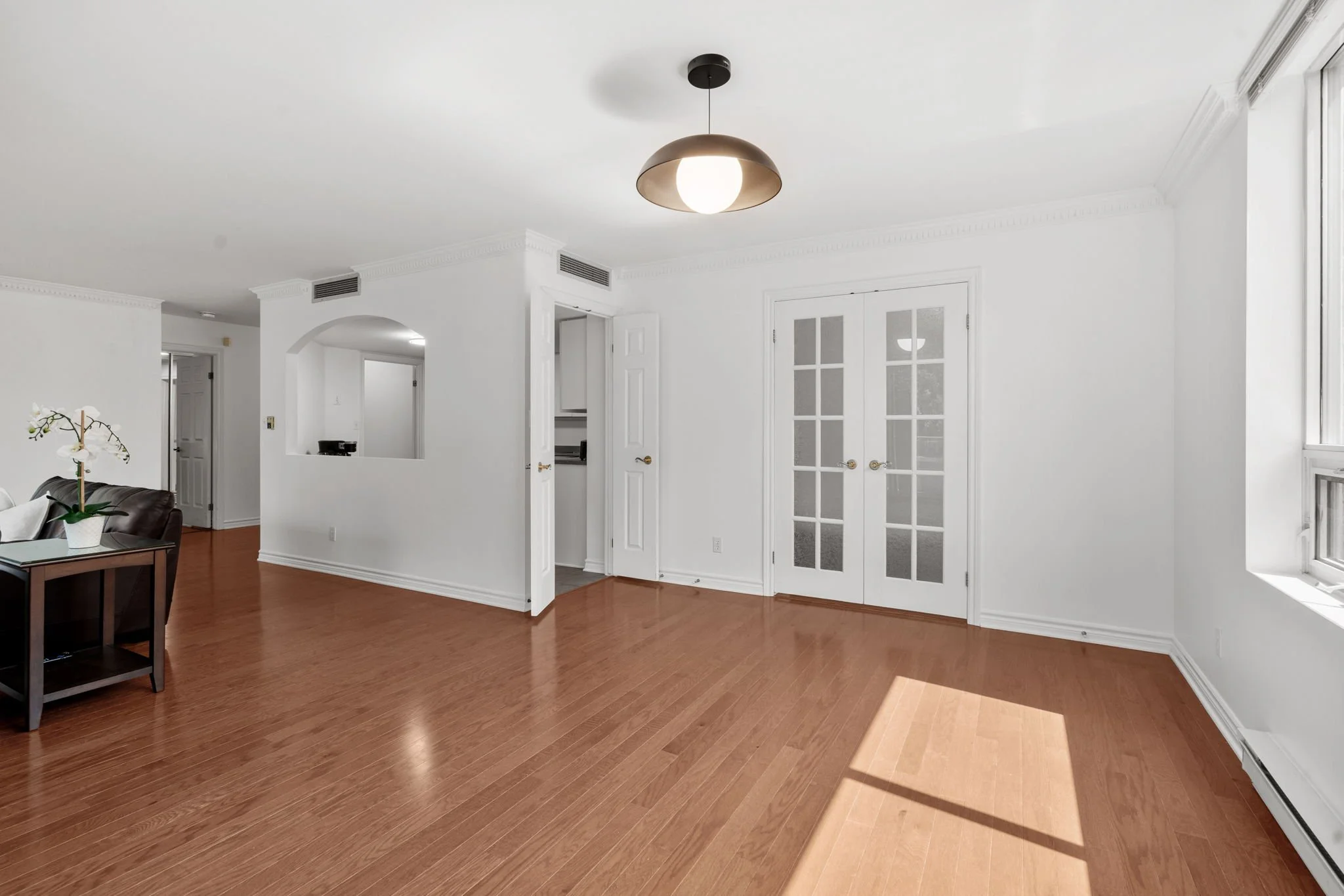 12-web-or-mls-3105-carling-ave-305.jpg