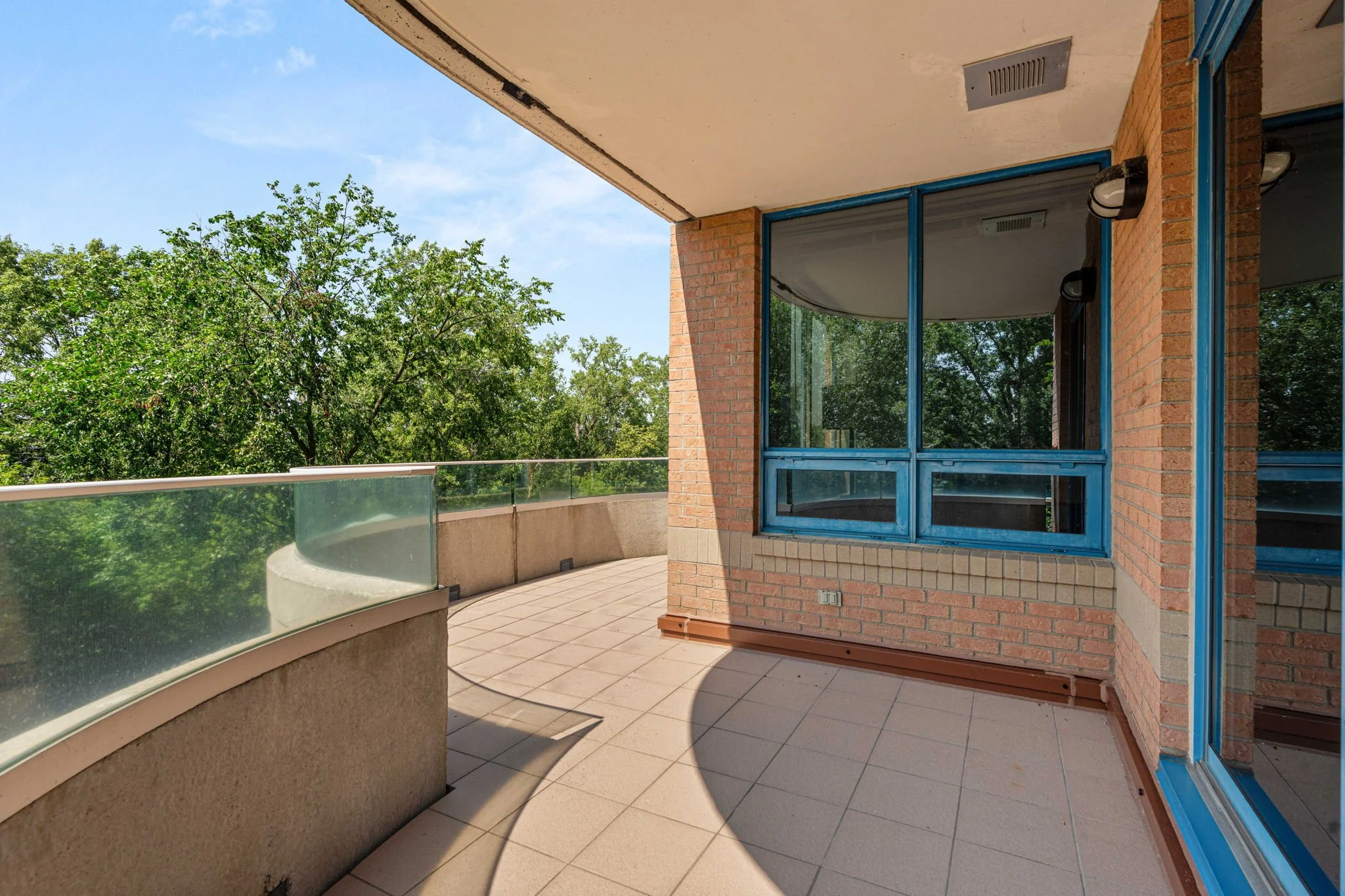 28-web-or-mls-3105-carling-ave-305.jpg